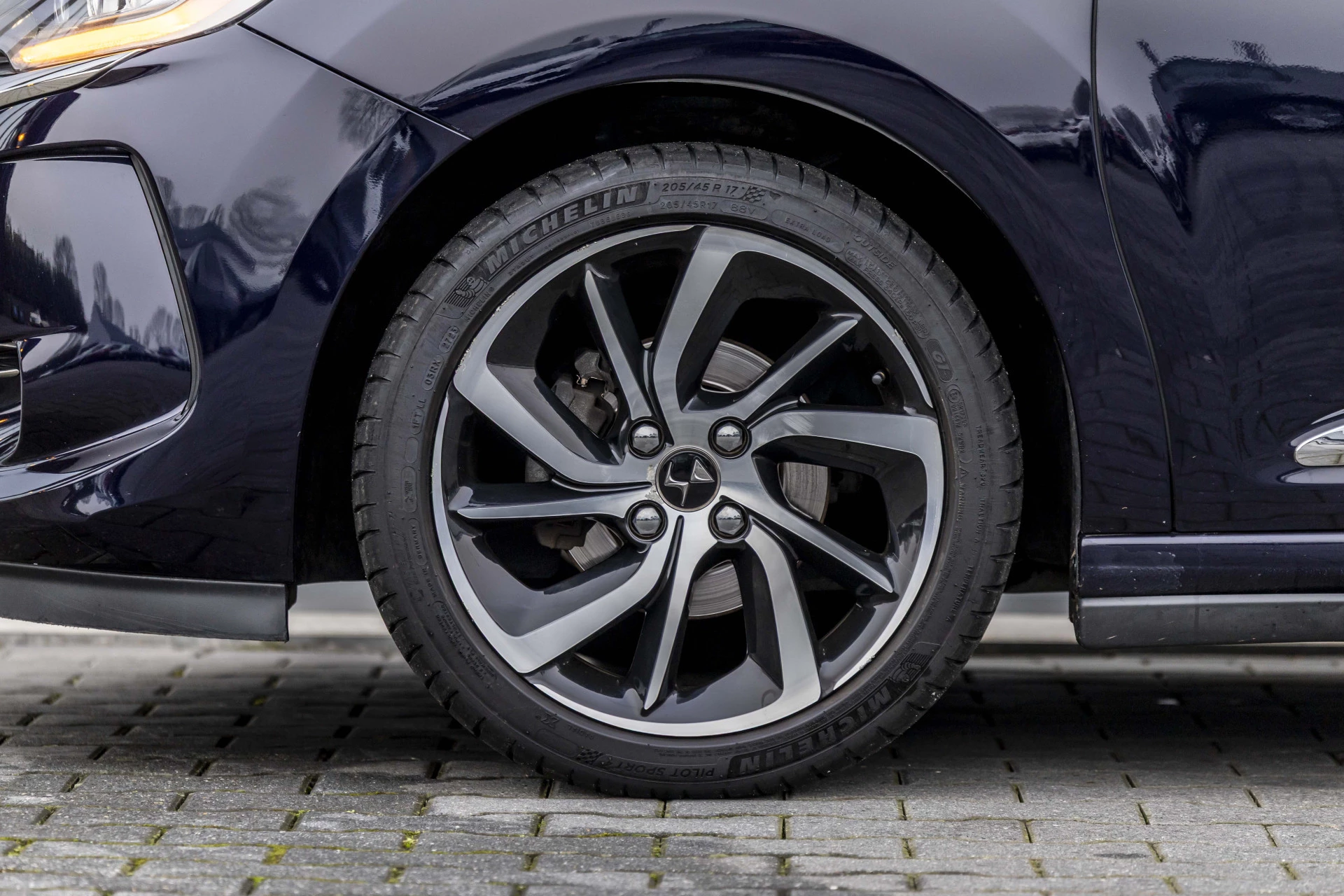 Hoofdafbeelding DS DS 3