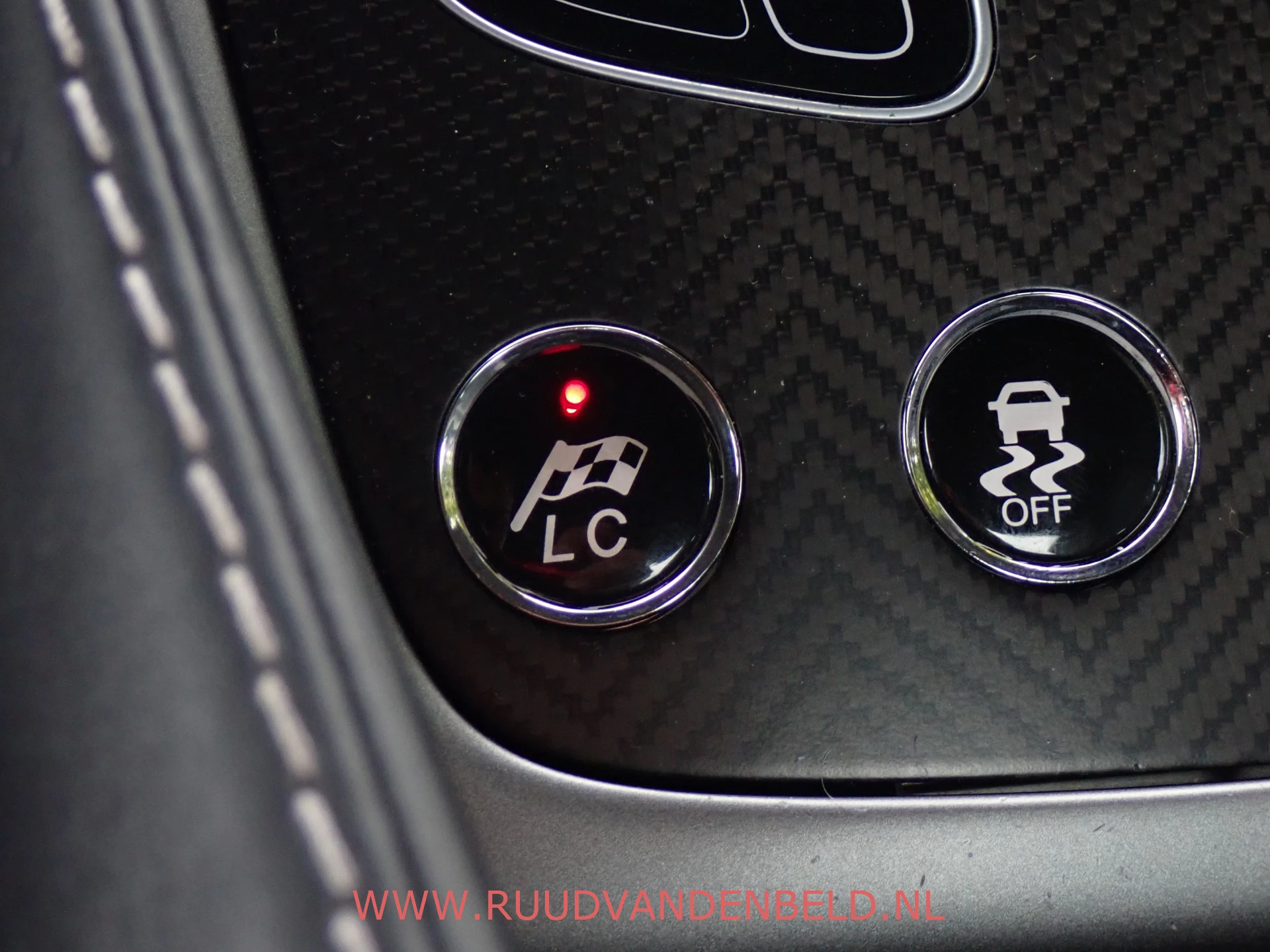 Hoofdafbeelding Aston Martin V12 Vanquish