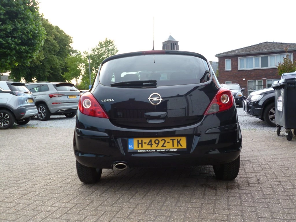 Hoofdafbeelding Opel Corsa