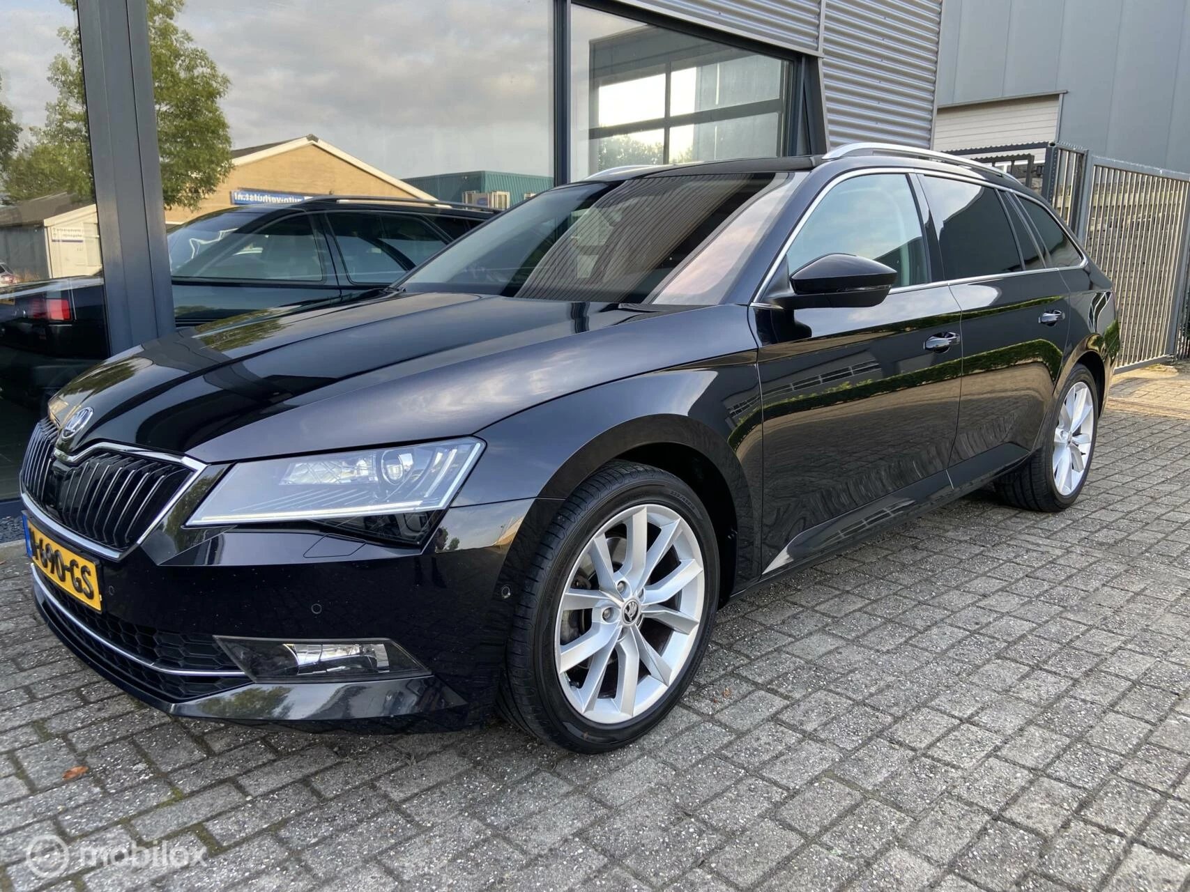 Hoofdafbeelding Škoda Superb