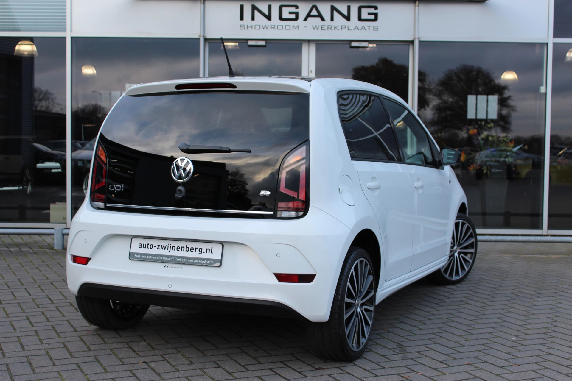 Hoofdafbeelding Volkswagen up!