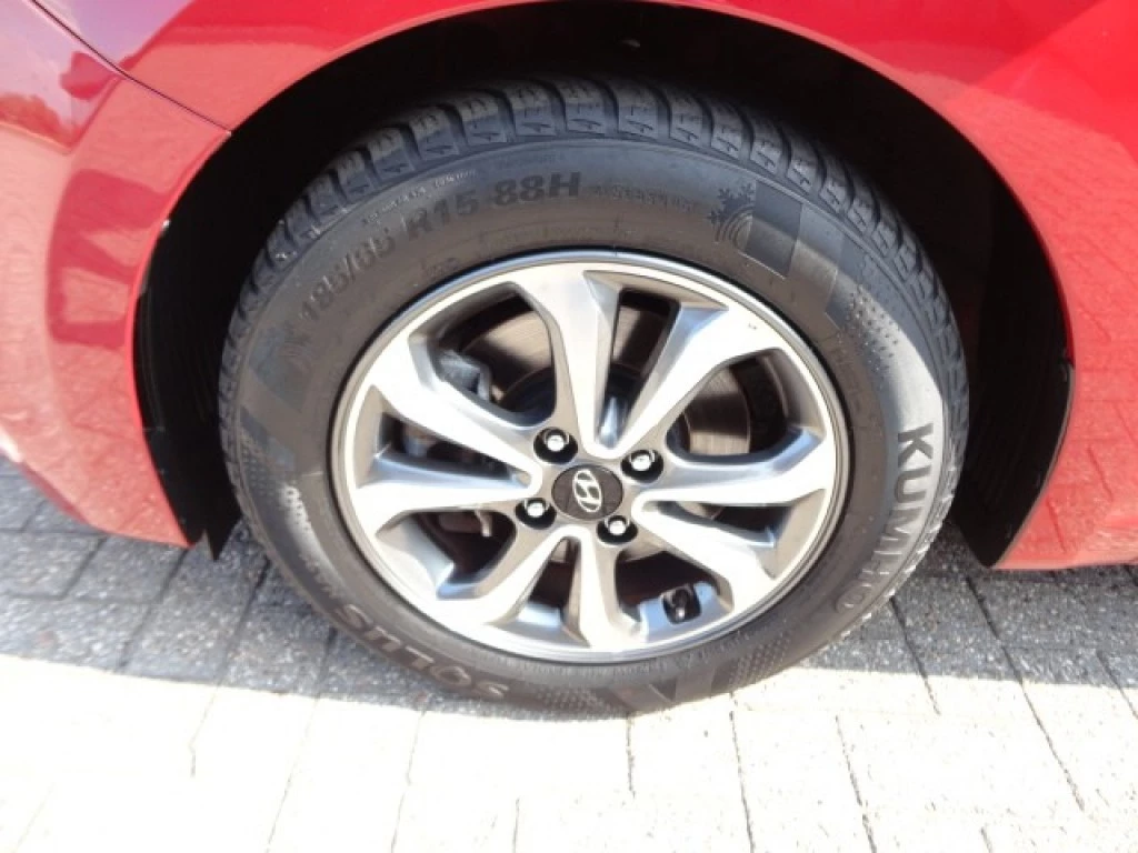 Hoofdafbeelding Hyundai i20