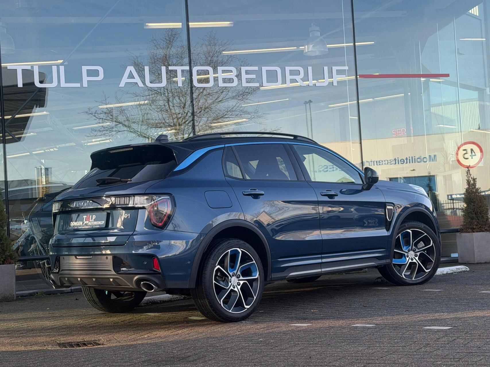 Hoofdafbeelding Lynk & Co 01