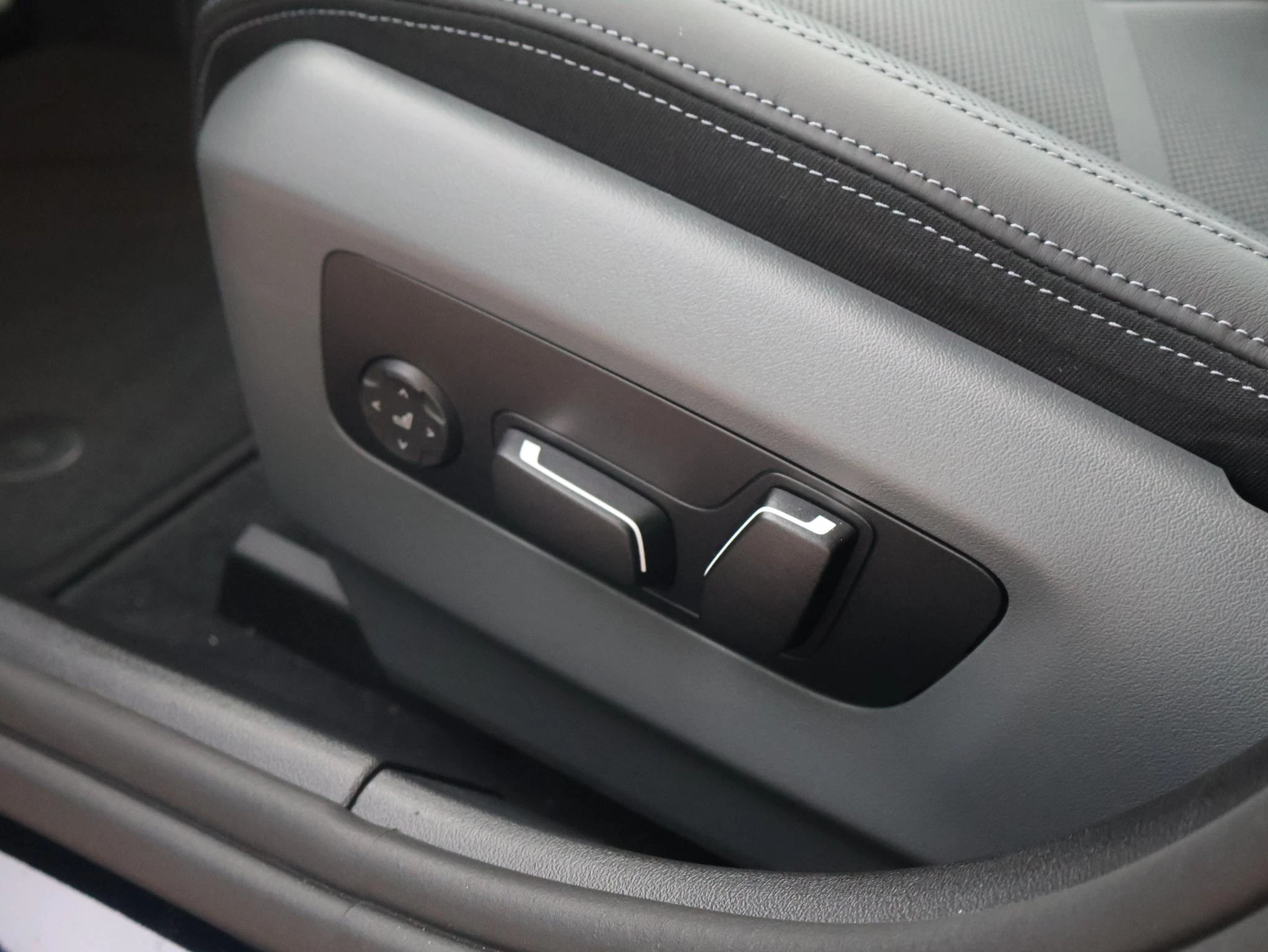 Hoofdafbeelding BMW i5