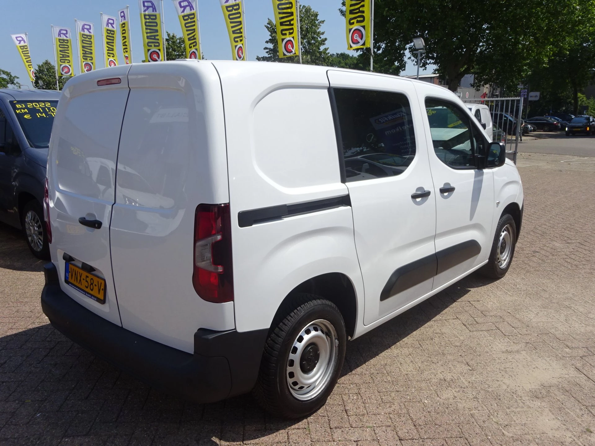 Hoofdafbeelding Peugeot Partner