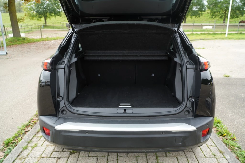 Hoofdafbeelding Peugeot e-2008