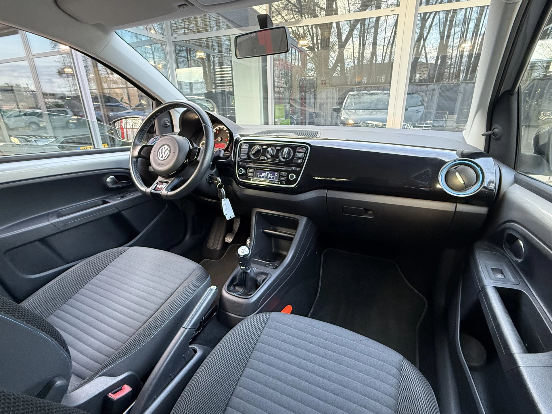 Hoofdafbeelding Volkswagen up!