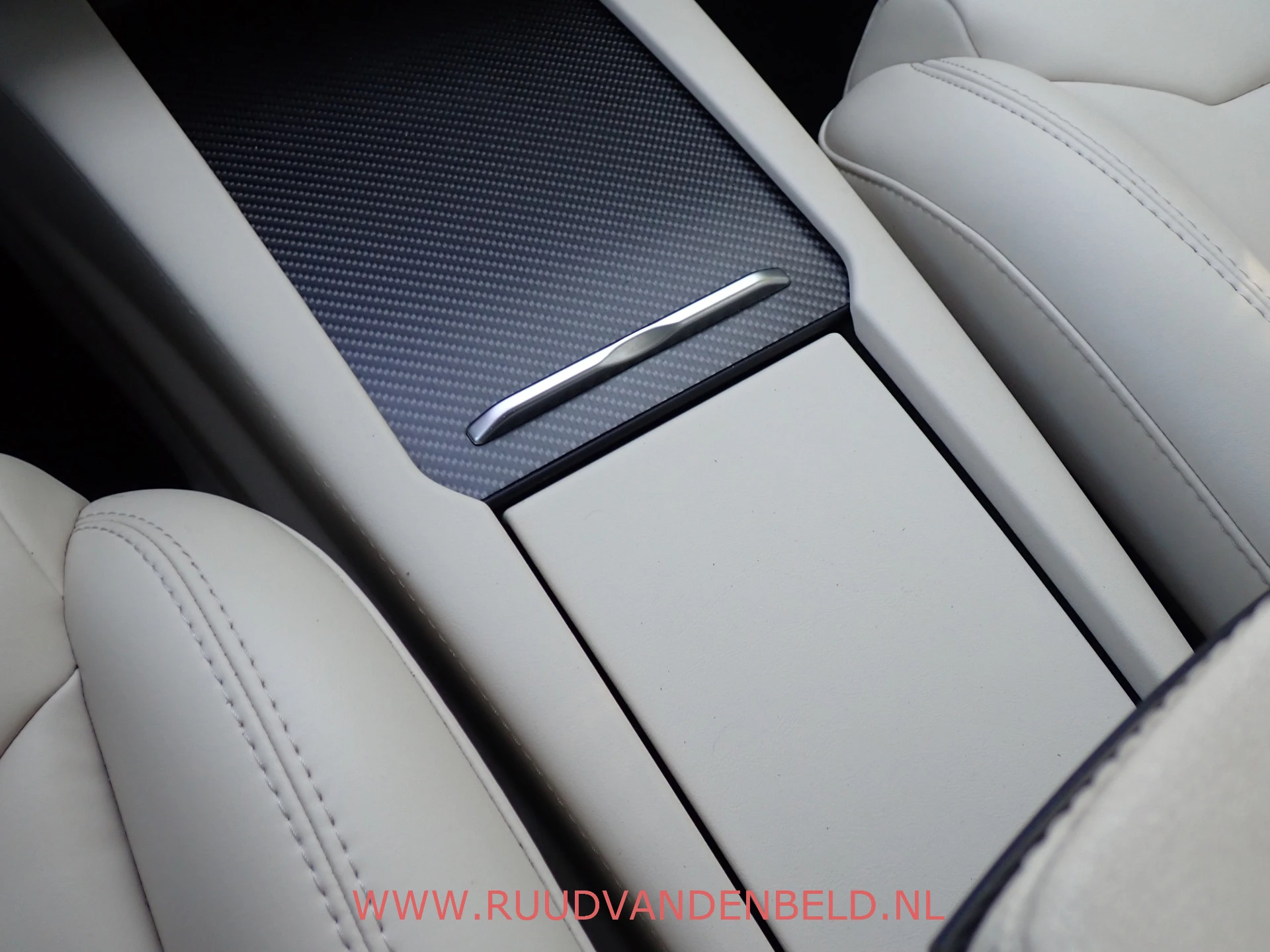 Hoofdafbeelding Tesla Model S