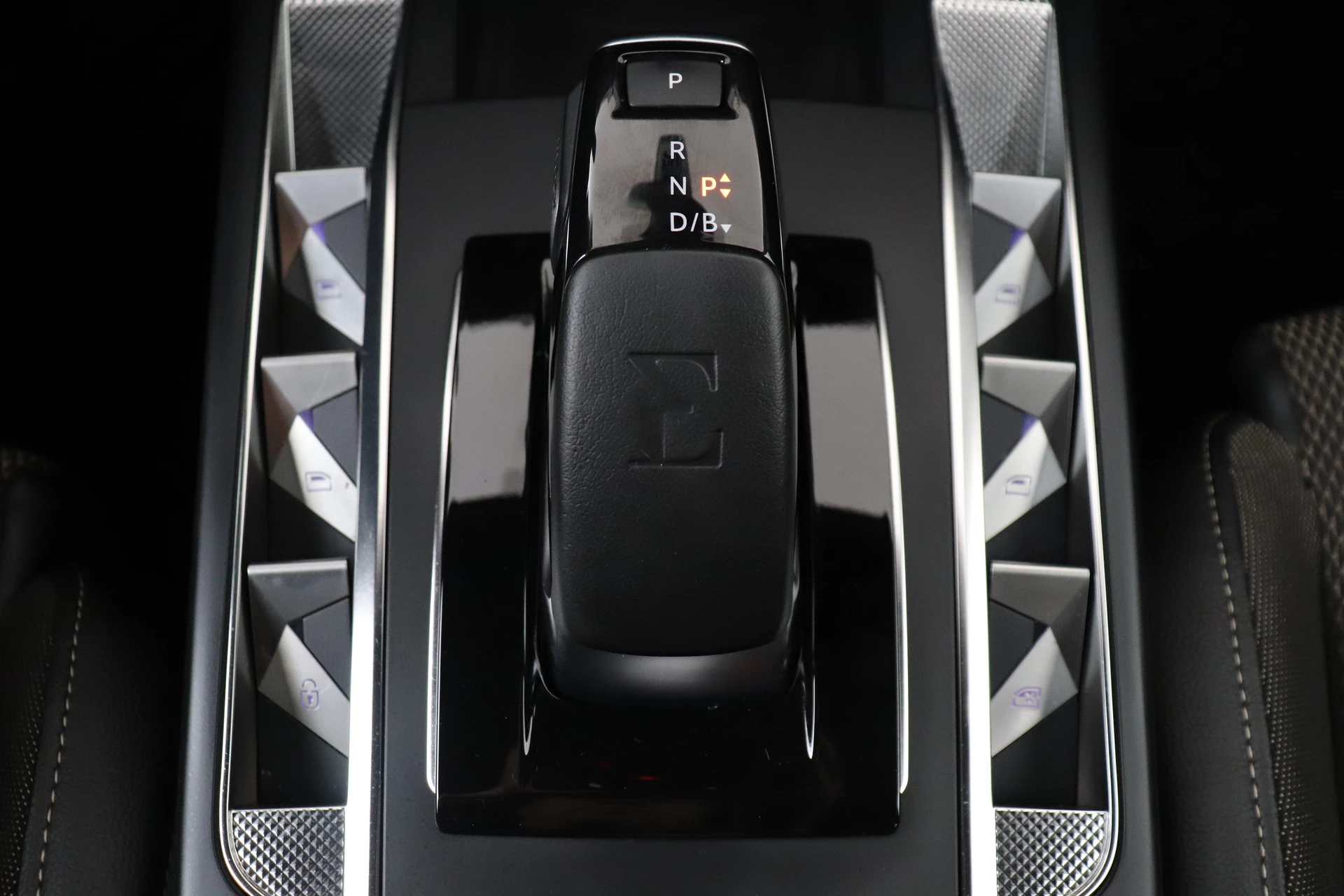 Hoofdafbeelding DS DS 3