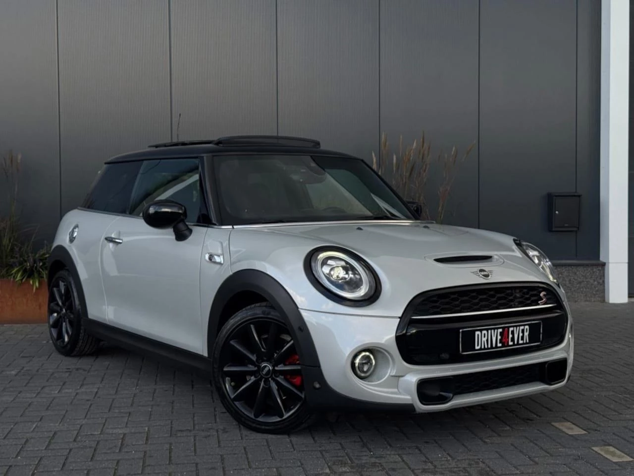 Hoofdafbeelding MINI Cooper S