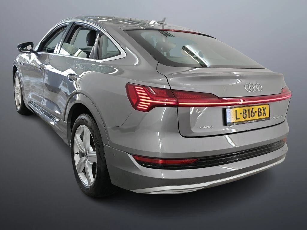 Hoofdafbeelding Audi e-tron