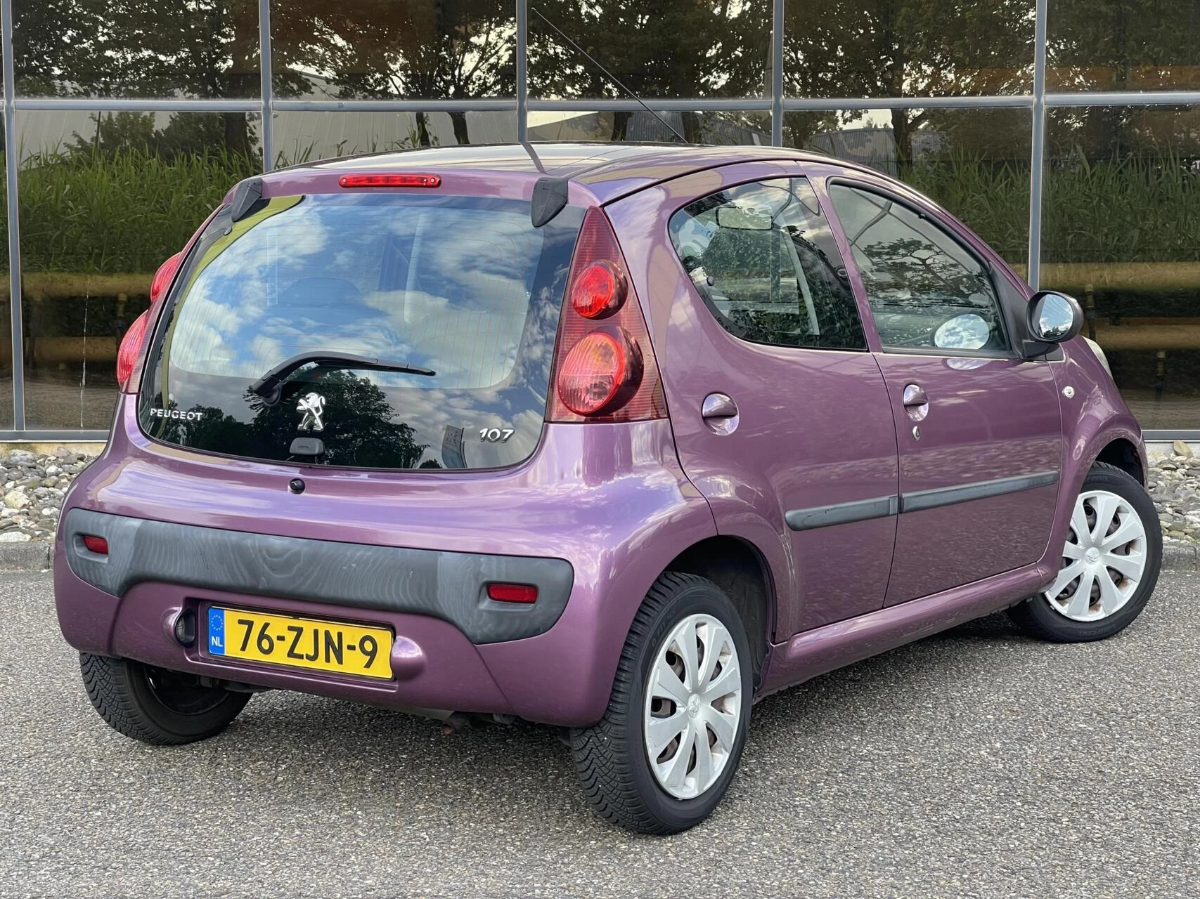 Hoofdafbeelding Peugeot 107