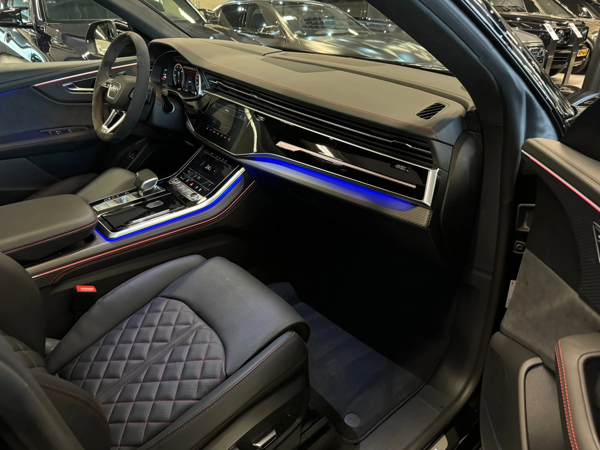 Hoofdafbeelding Audi Q8