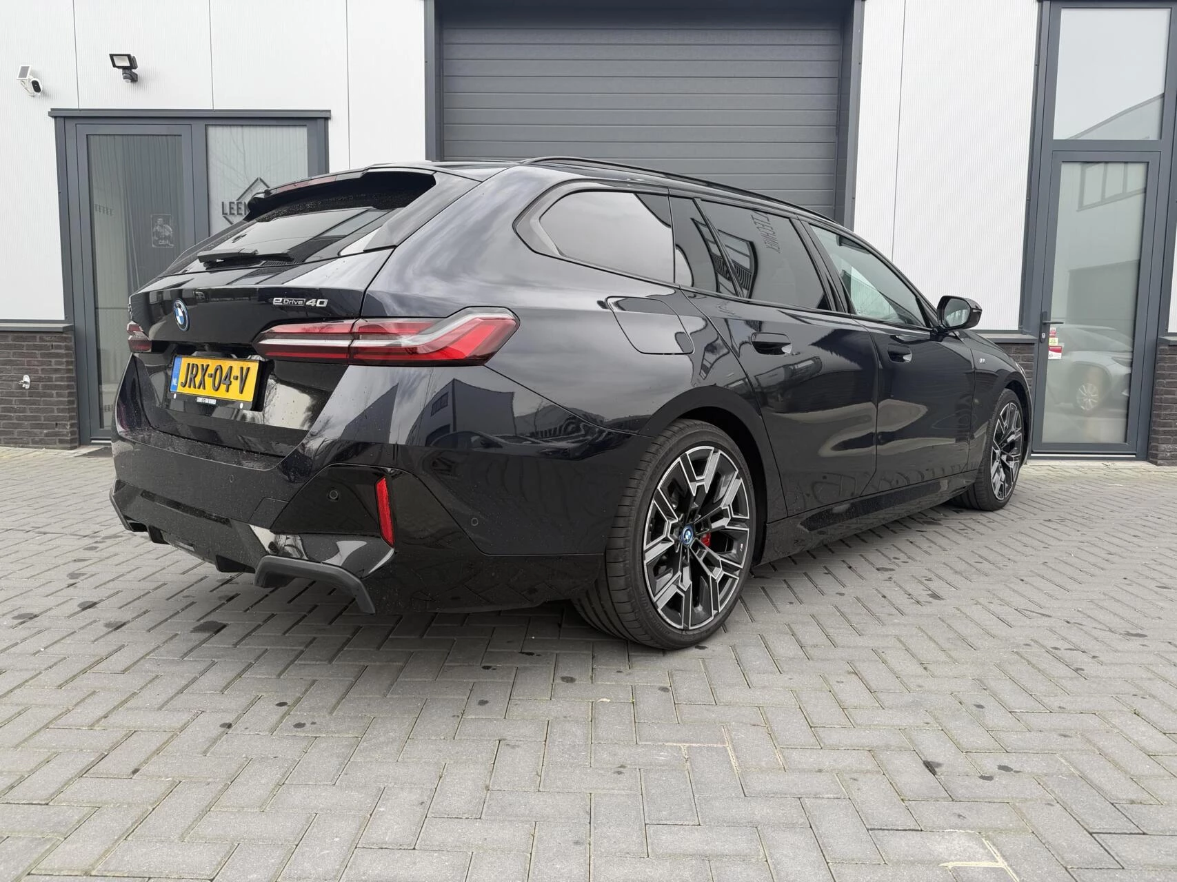 Hoofdafbeelding BMW i5