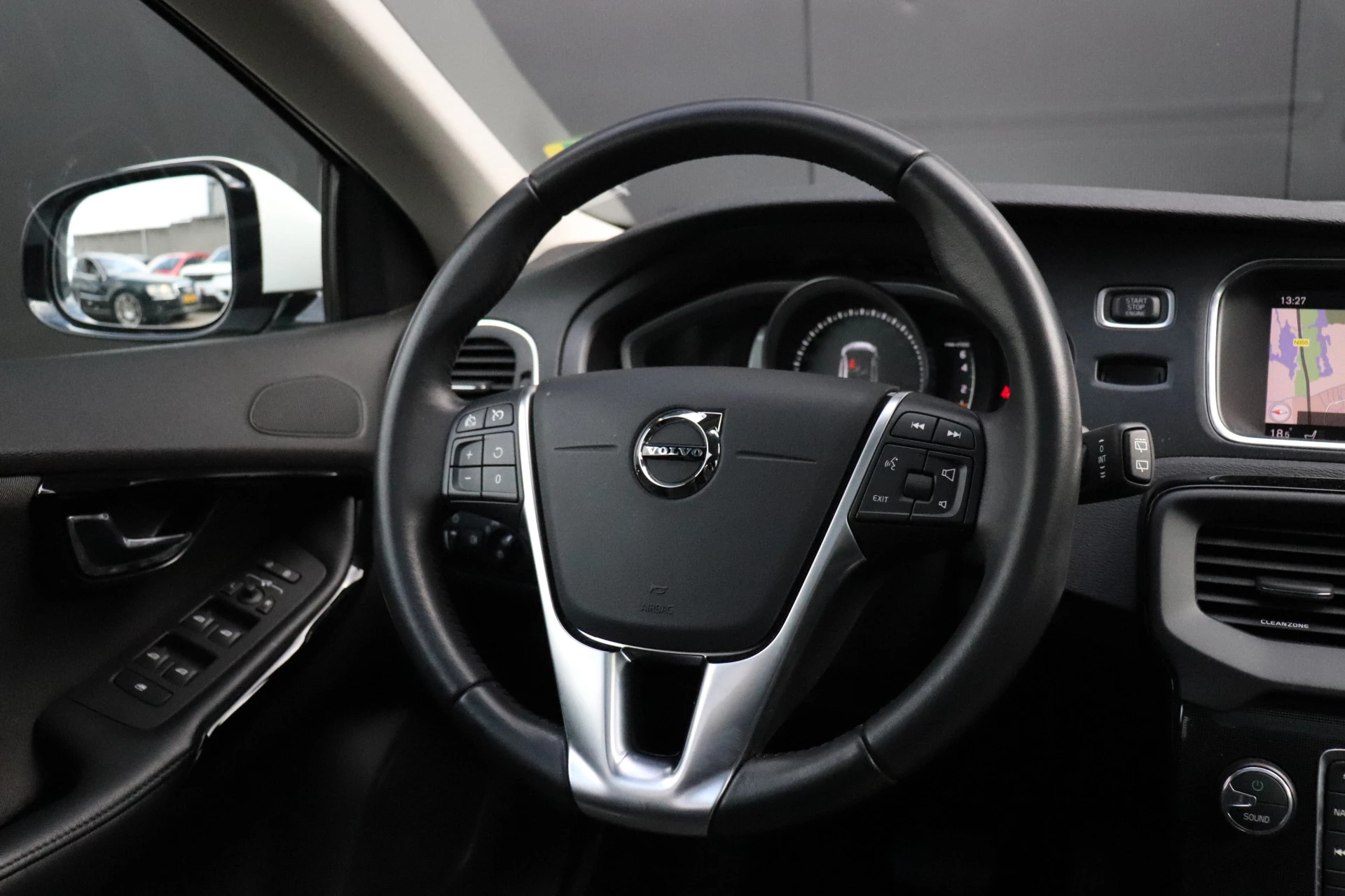 Hoofdafbeelding Volvo V40