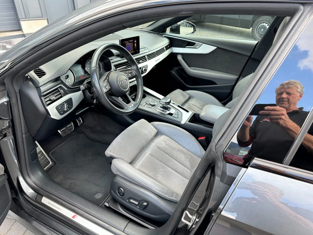 Hoofdafbeelding Audi S5