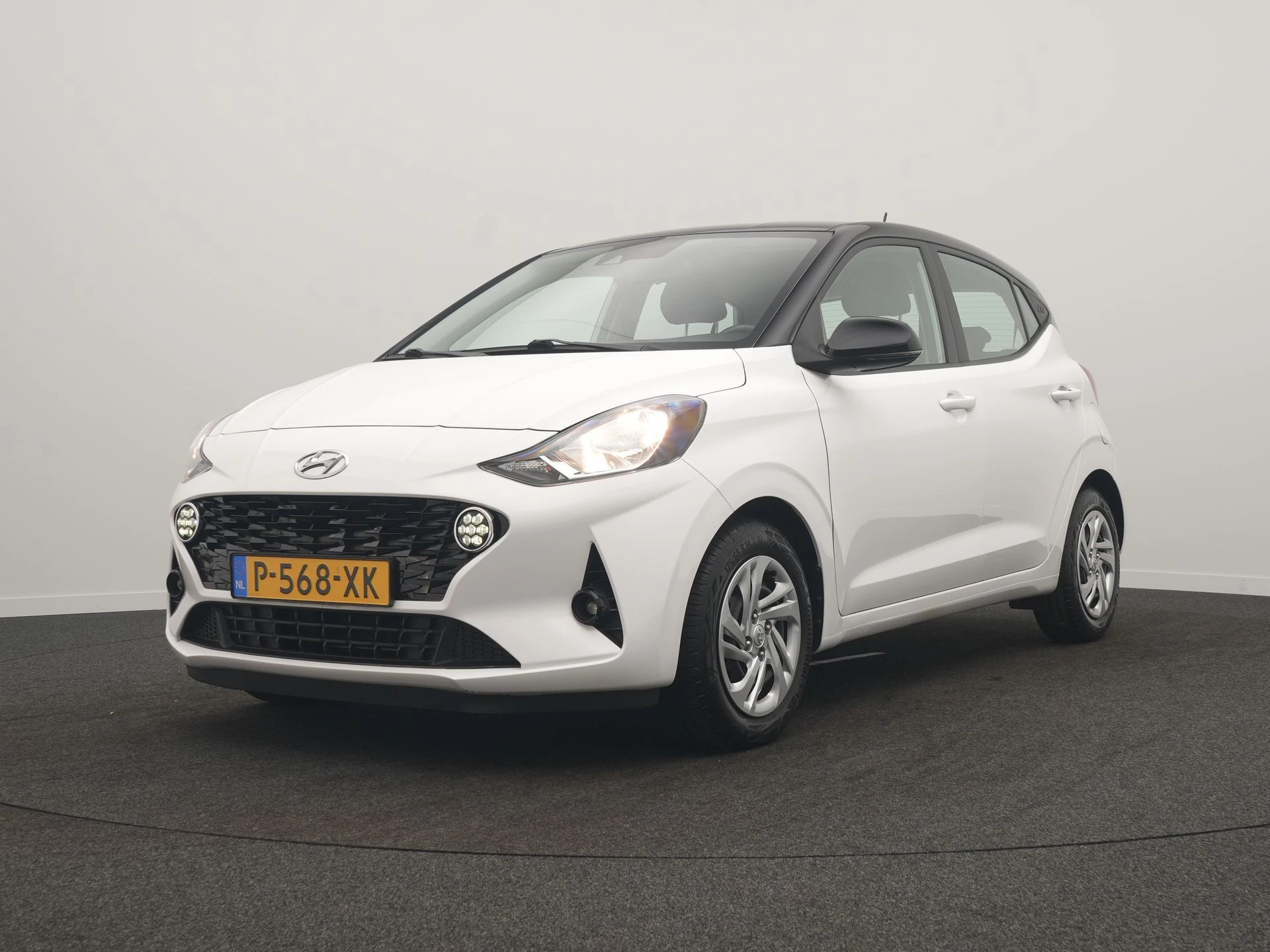 Hoofdafbeelding Hyundai i10