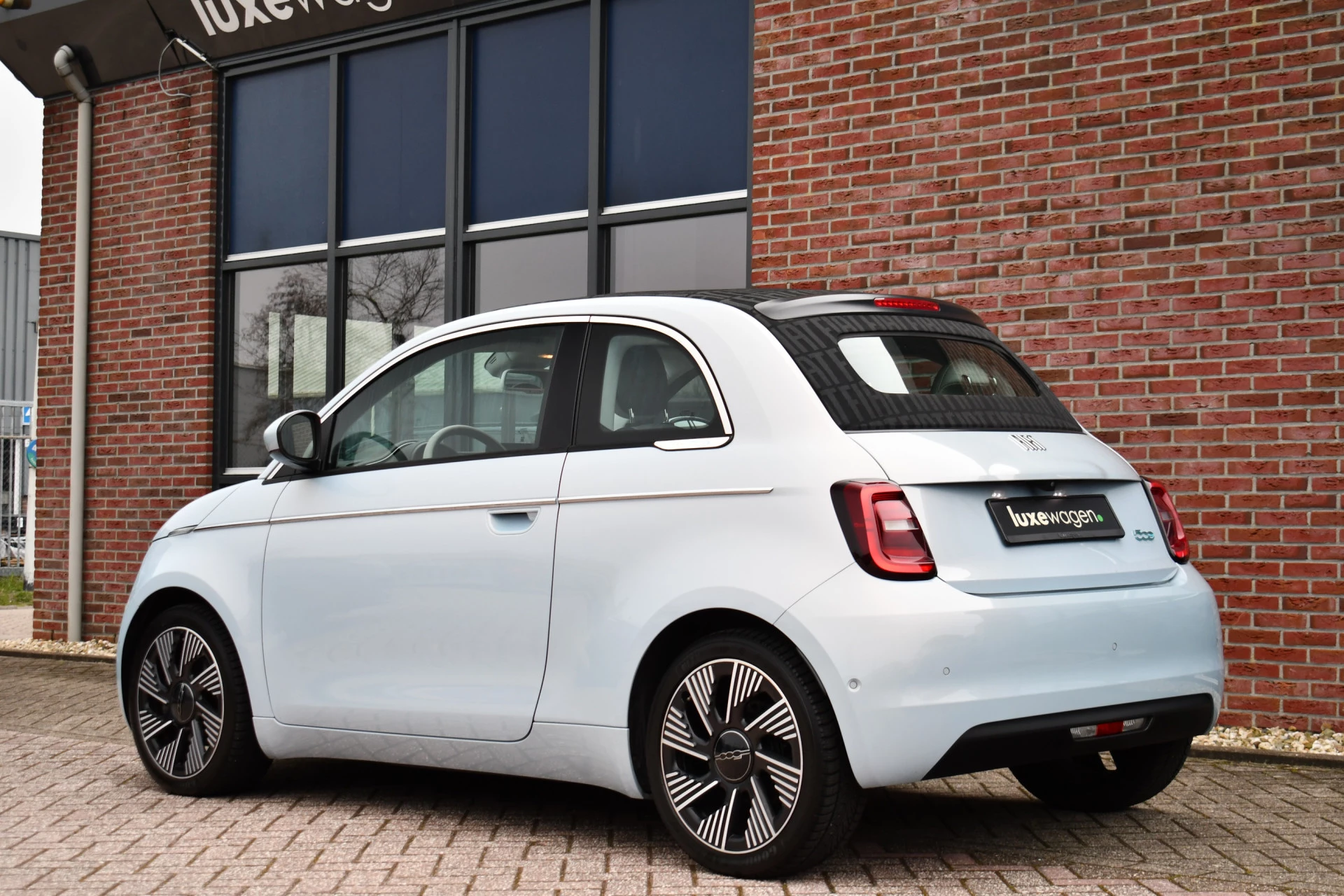 Hoofdafbeelding Fiat 500C