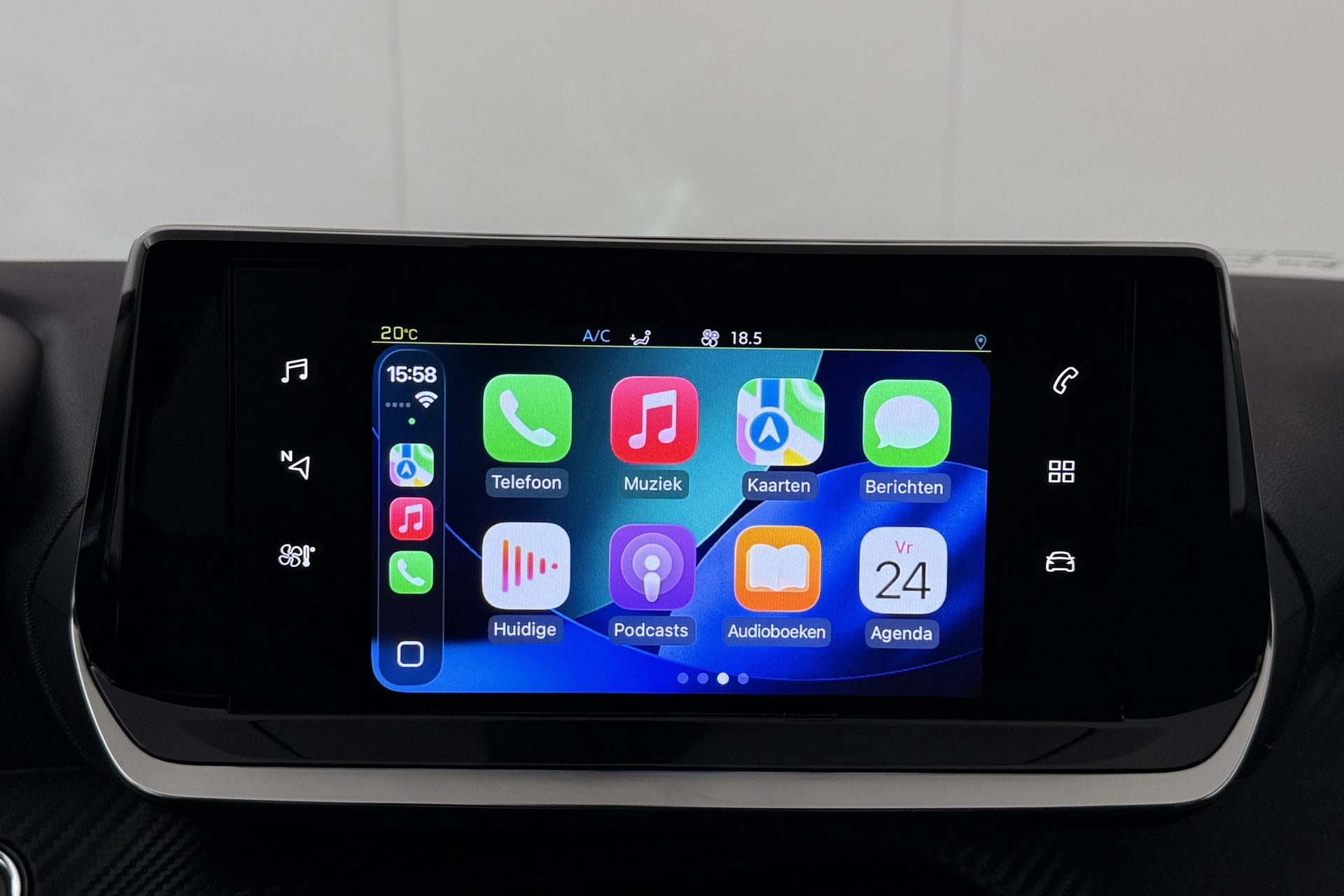 Hoofdafbeelding Peugeot e-208