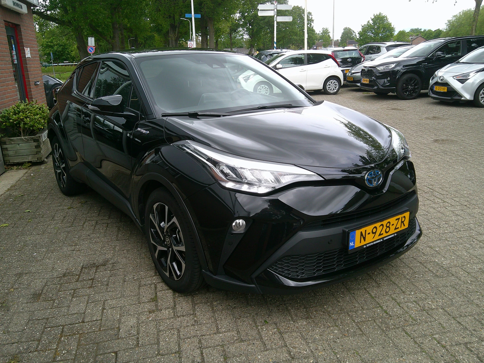 Hoofdafbeelding Toyota C-HR