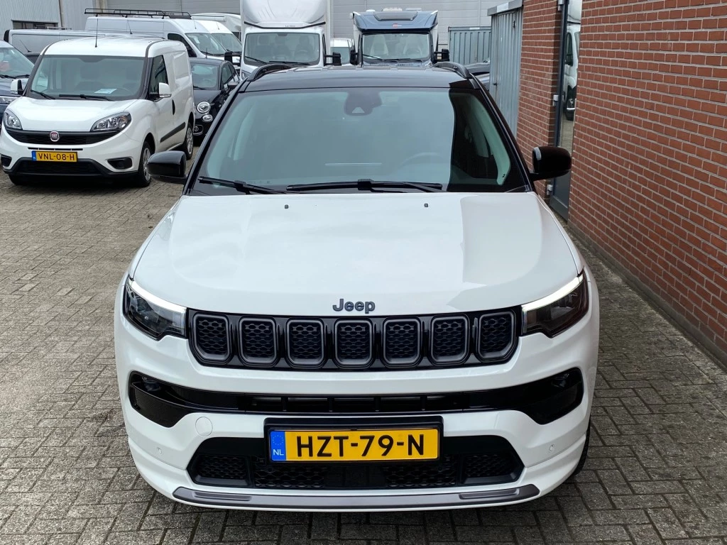 Hoofdafbeelding Jeep Compass