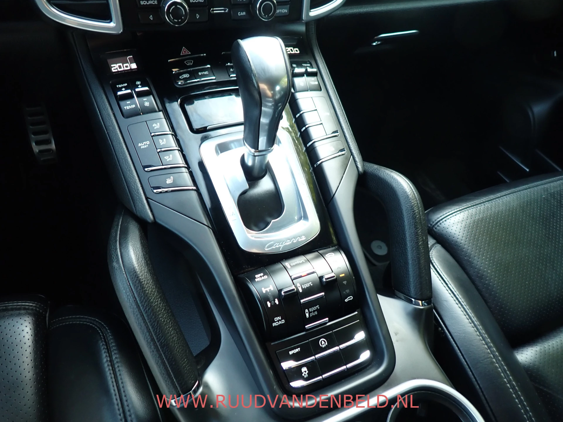 Hoofdafbeelding Porsche Cayenne