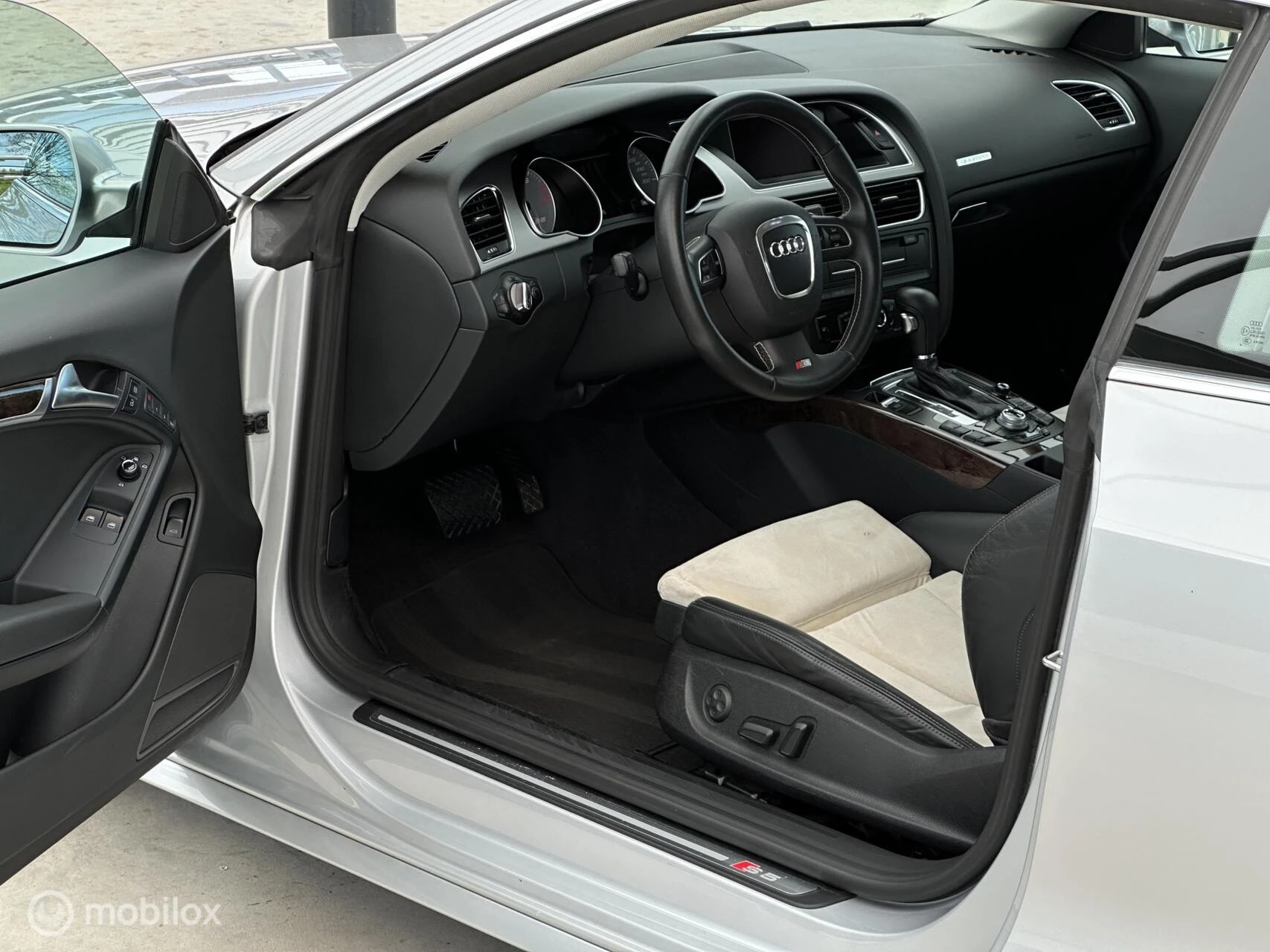 Hoofdafbeelding Audi S5