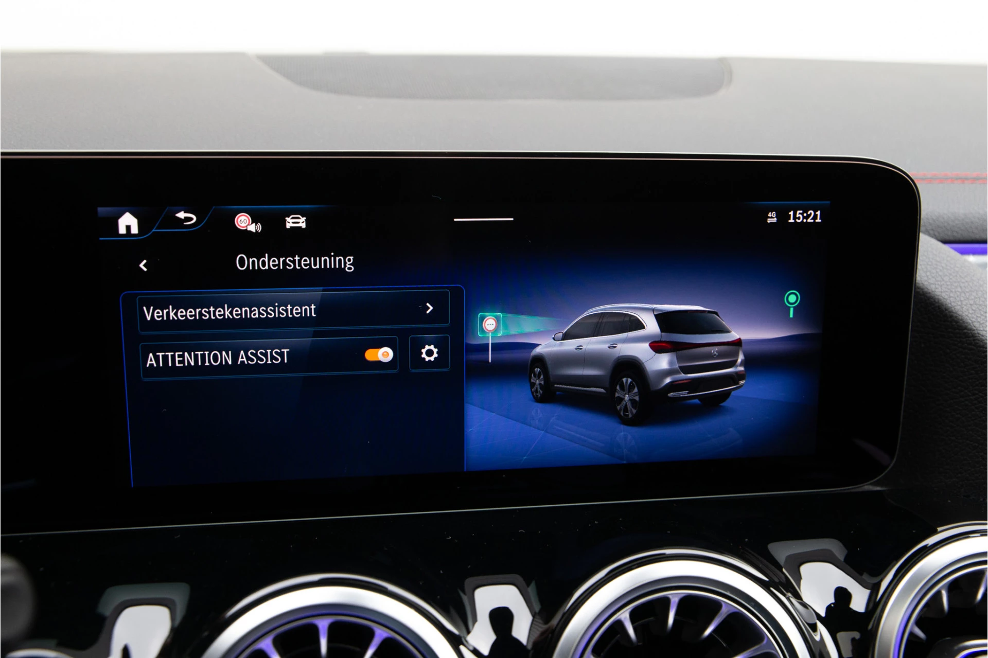 Hoofdafbeelding Mercedes-Benz EQA