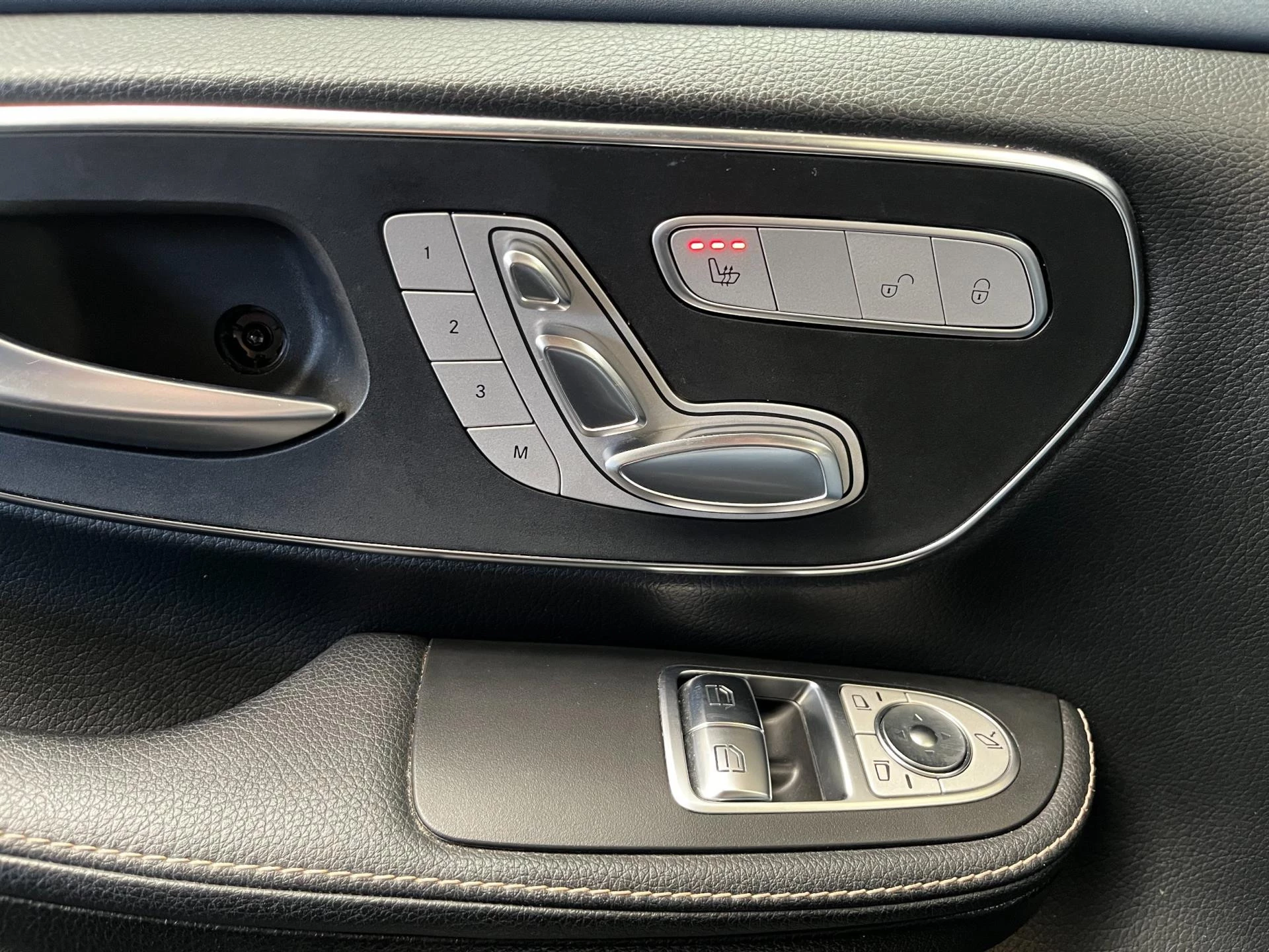 Hoofdafbeelding Mercedes-Benz EQV