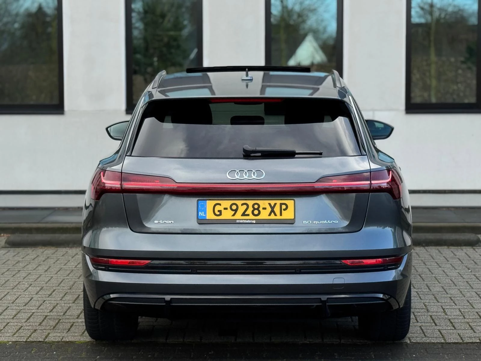 Hoofdafbeelding Audi e-tron