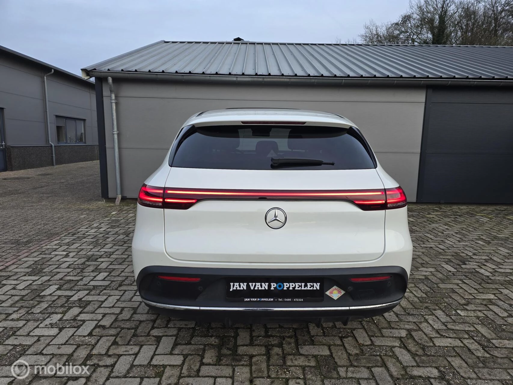 Hoofdafbeelding Mercedes-Benz EQC