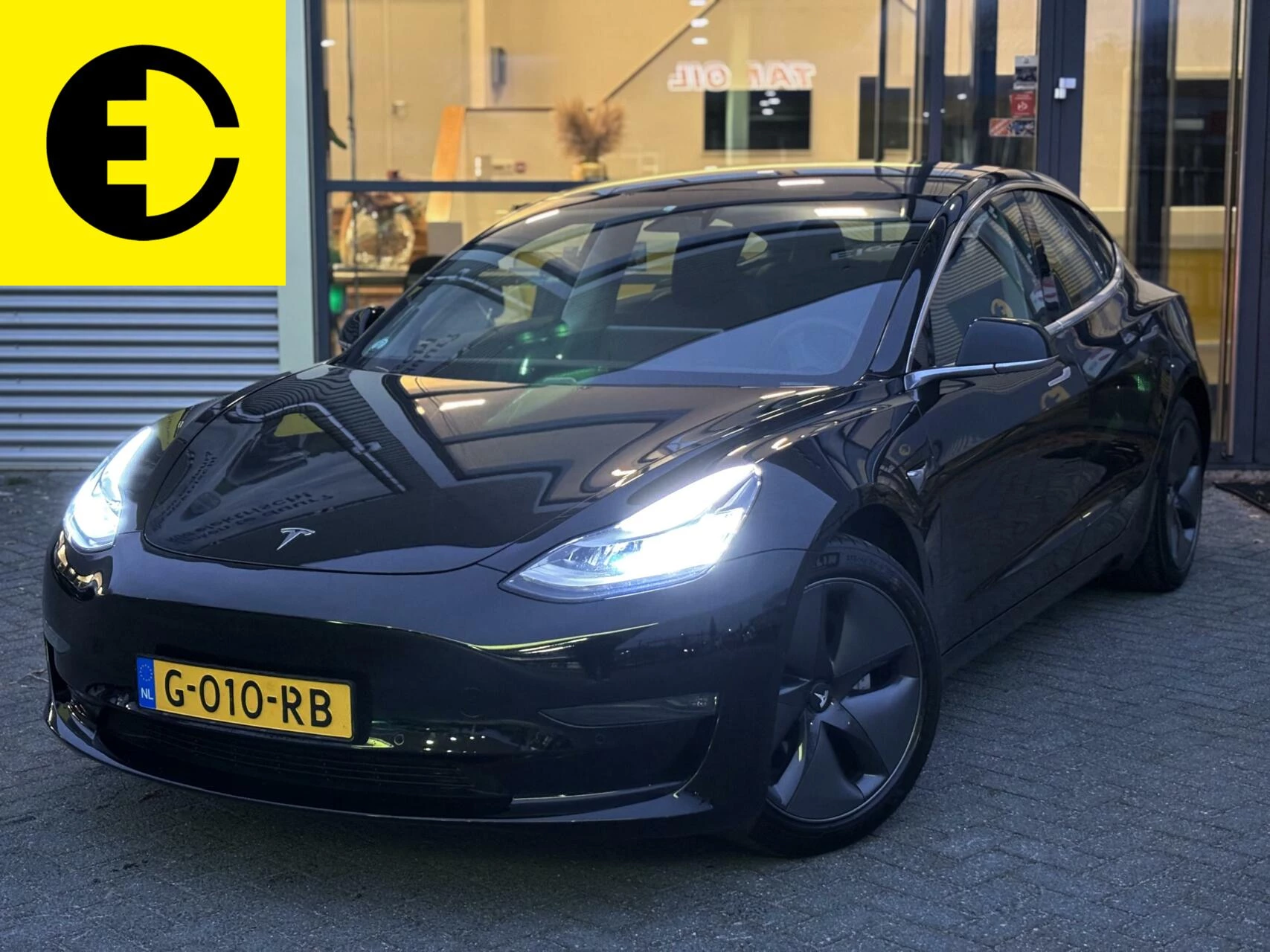 Hoofdafbeelding Tesla Model 3