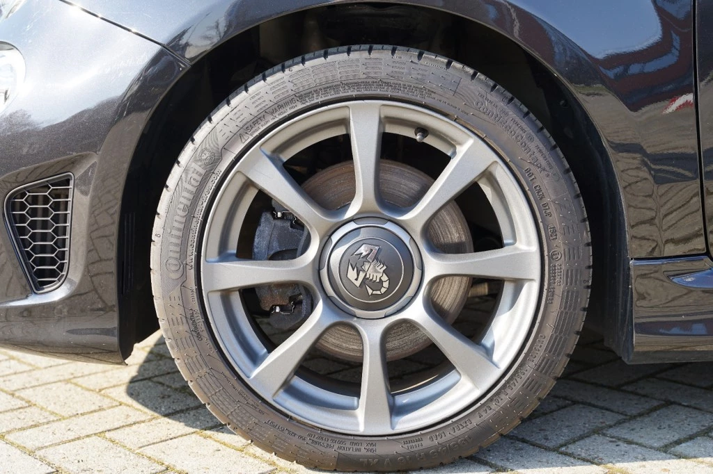 Hoofdafbeelding Abarth 595