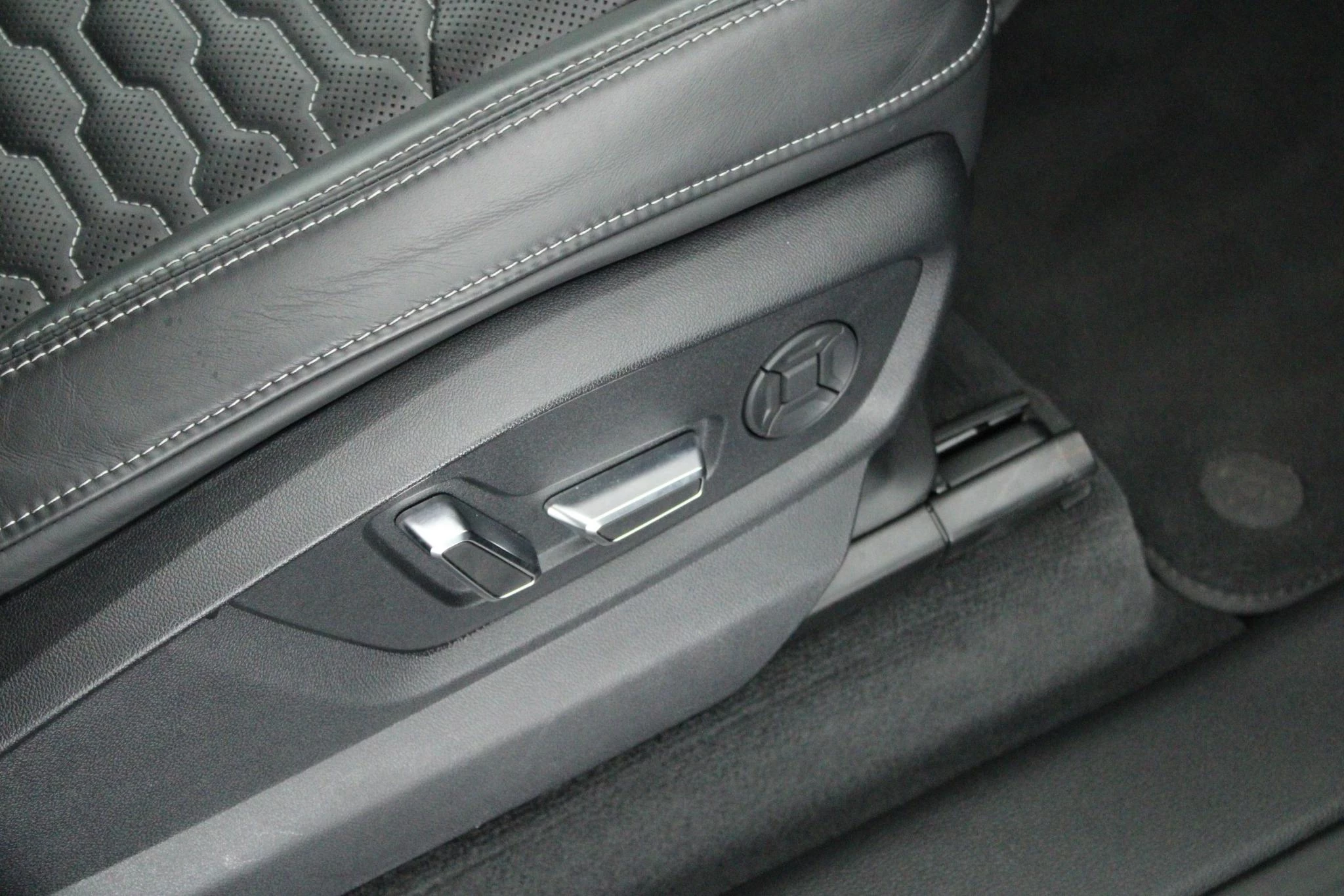 Hoofdafbeelding Audi RSQ8