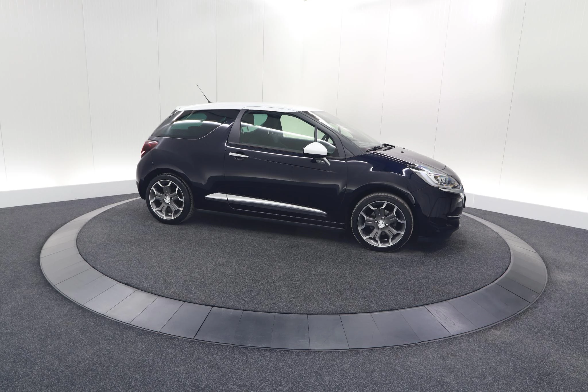 Hoofdafbeelding DS DS 3