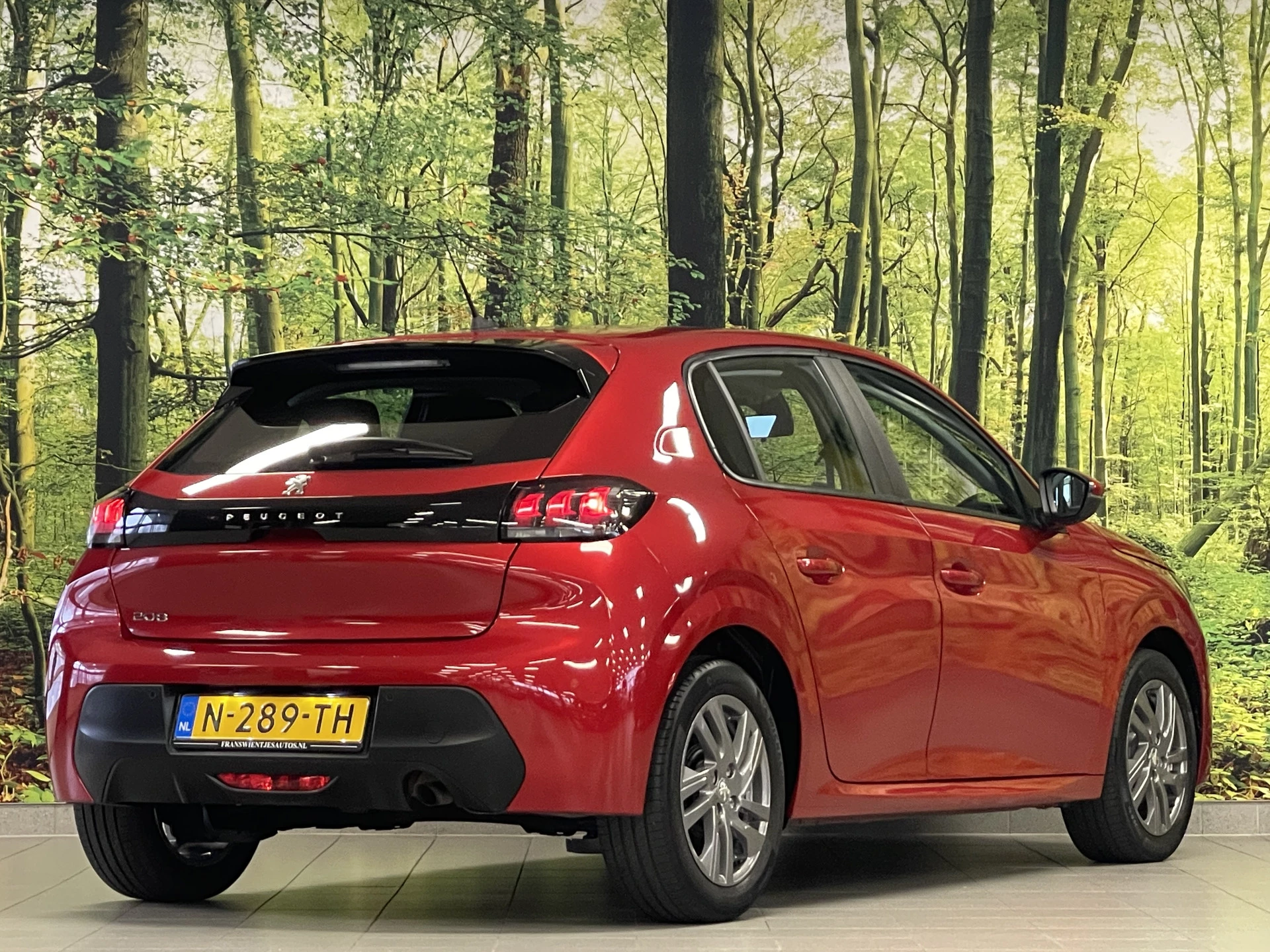 Hoofdafbeelding Peugeot 208