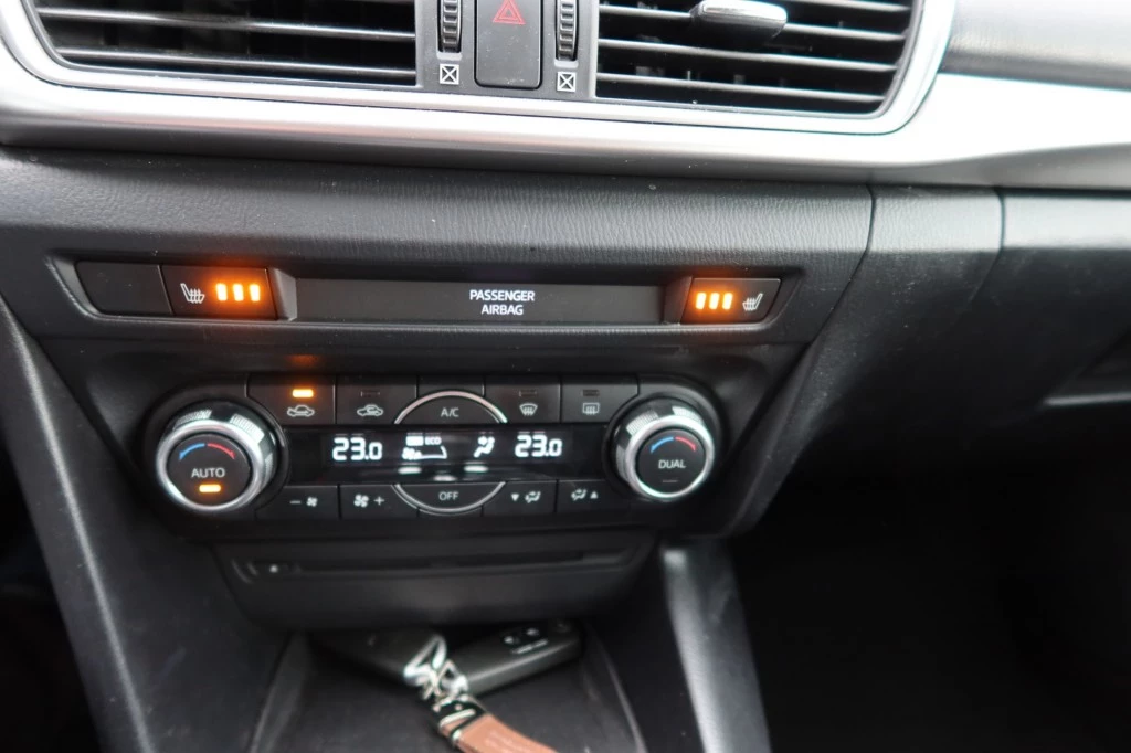 Hoofdafbeelding Mazda 3