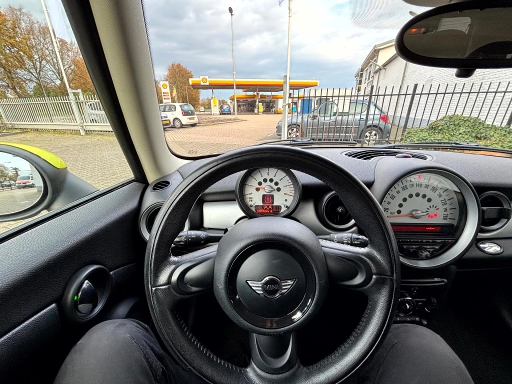 Hoofdafbeelding MINI One