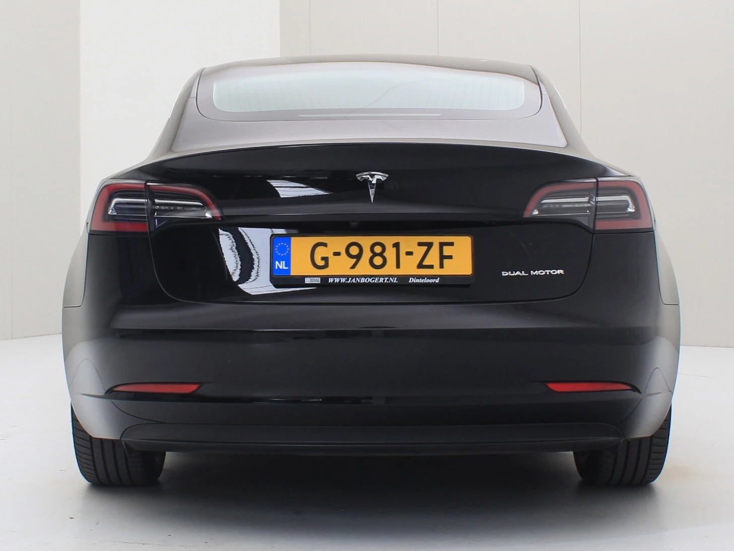 Hoofdafbeelding Tesla Model 3