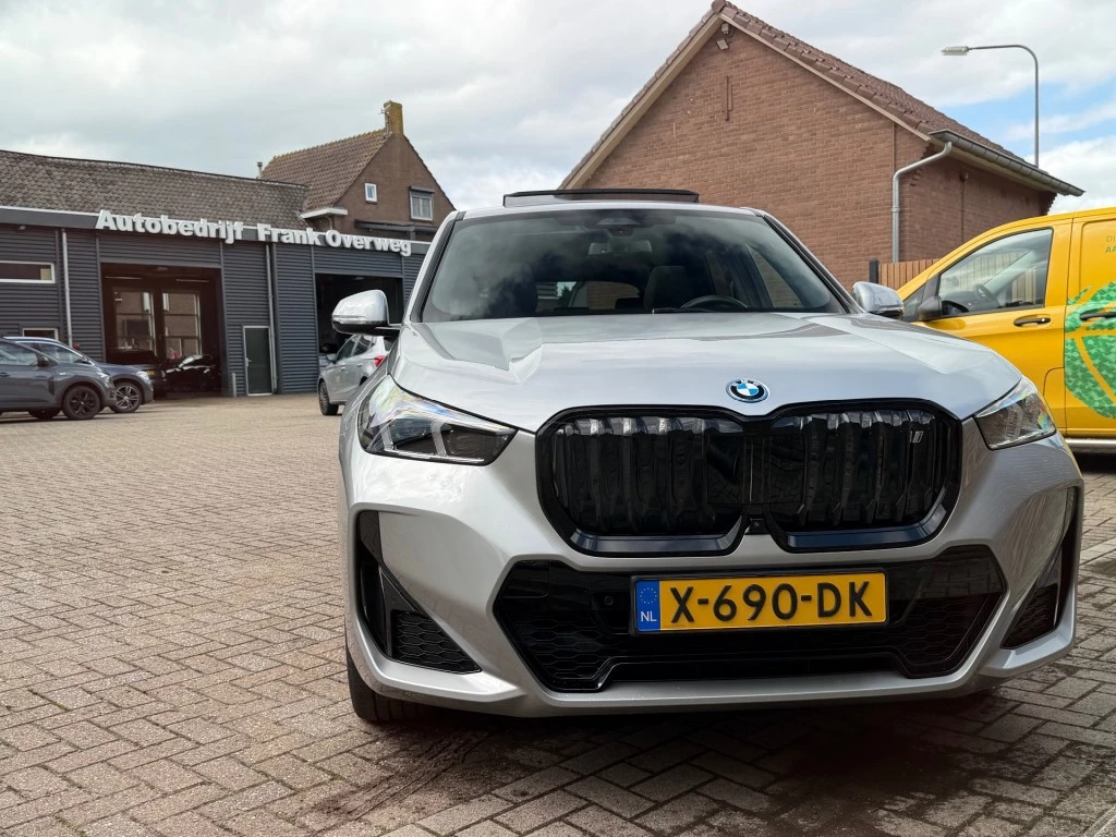 Hoofdafbeelding BMW iX1