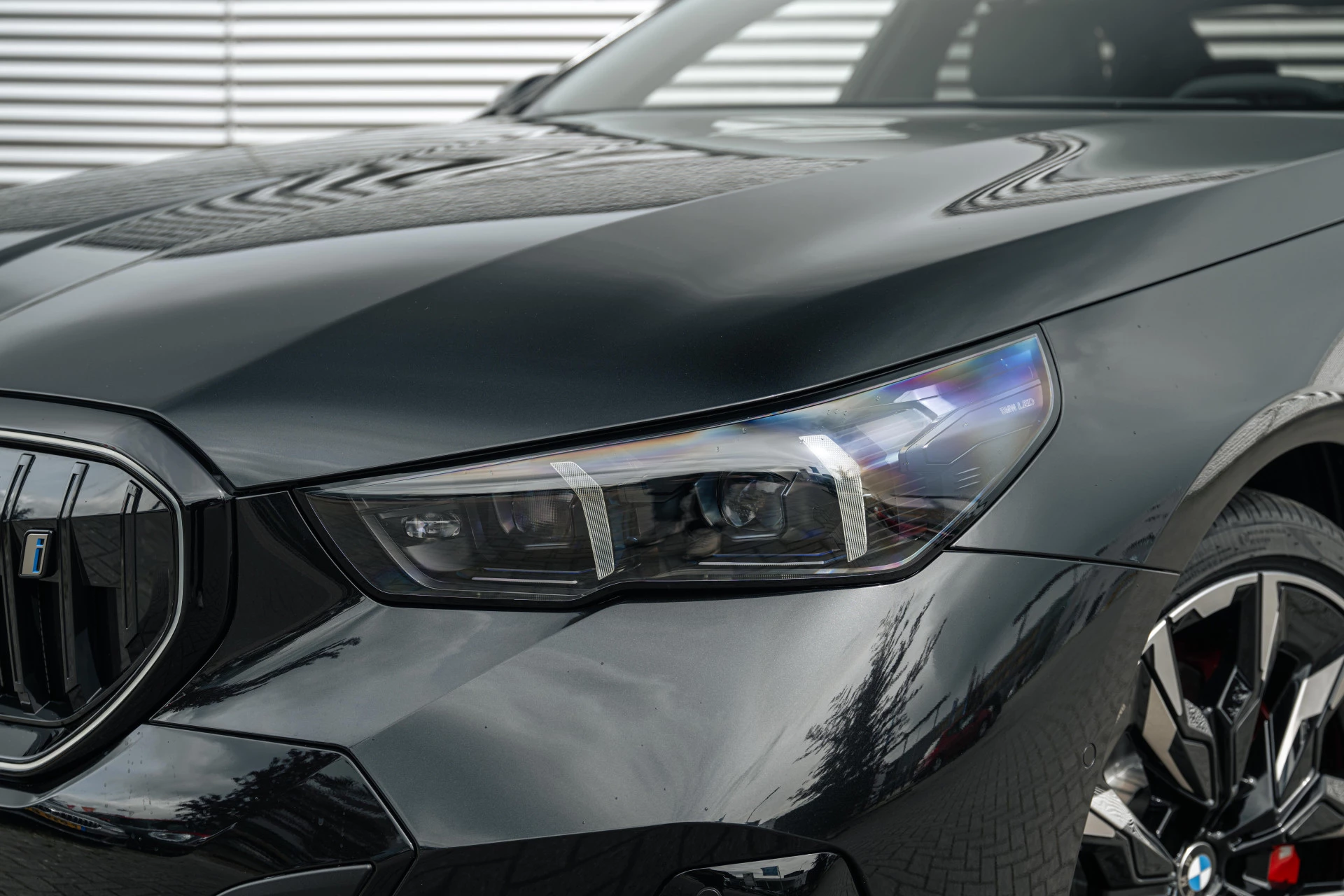 Hoofdafbeelding BMW i5