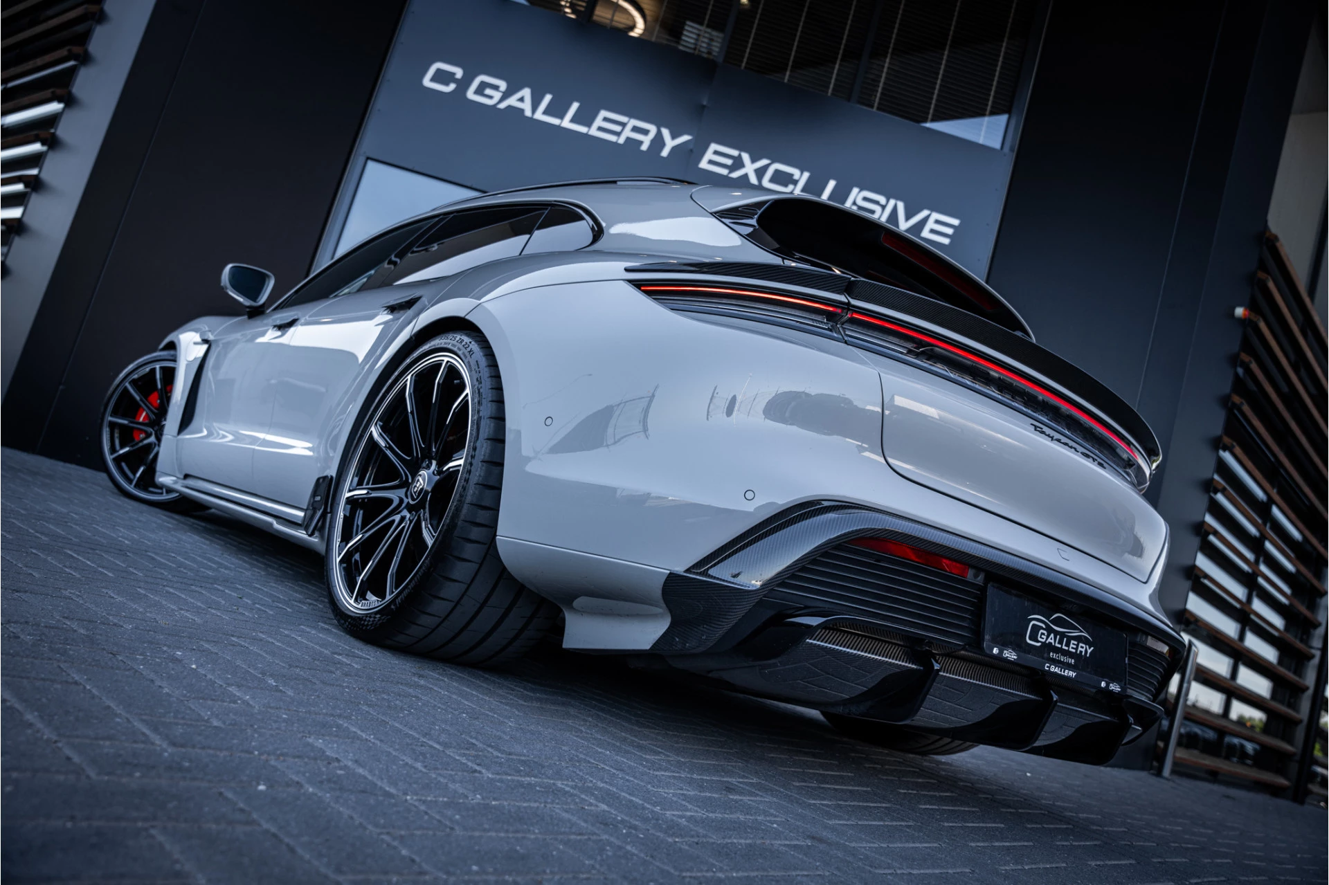 Hoofdafbeelding Porsche Taycan