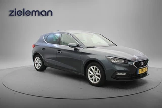 Hoofdafbeelding SEAT Leon SEAT Leon 2.0 TDI Style Launch Edition - Carplay, Digitaal Cockpit, Navi, Cruise