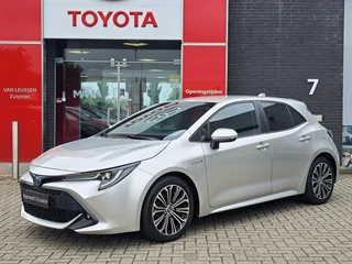 Hoofdafbeelding Toyota Corolla Toyota Corolla 1.8 Hybrid Dynamic PARKEERSENSOREN DODEHOEK STUUR-/STOELVERWARMING