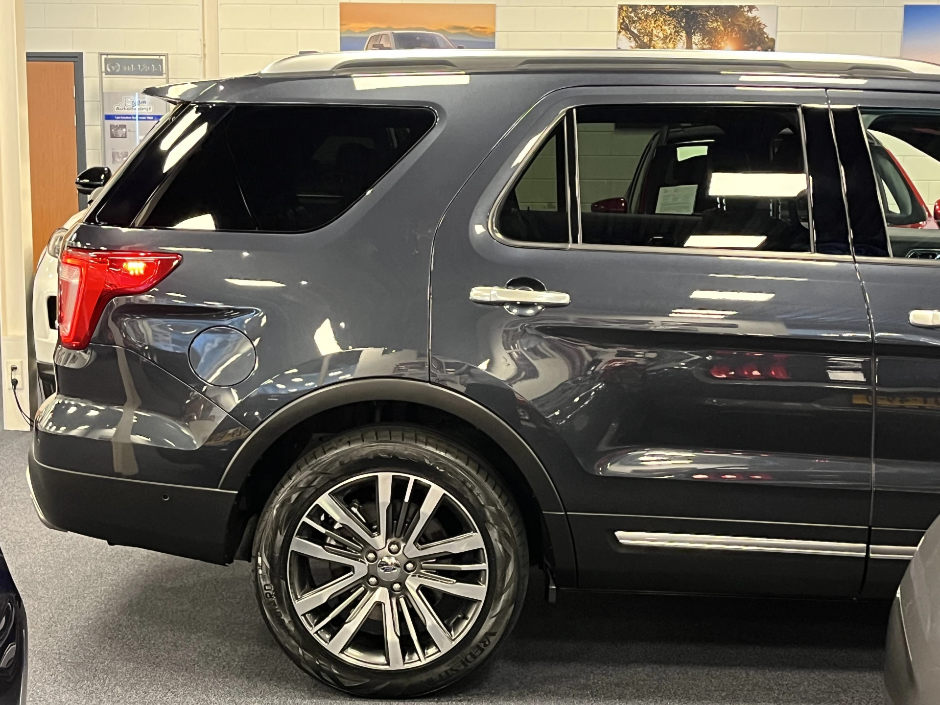 Hoofdafbeelding Ford Explorer