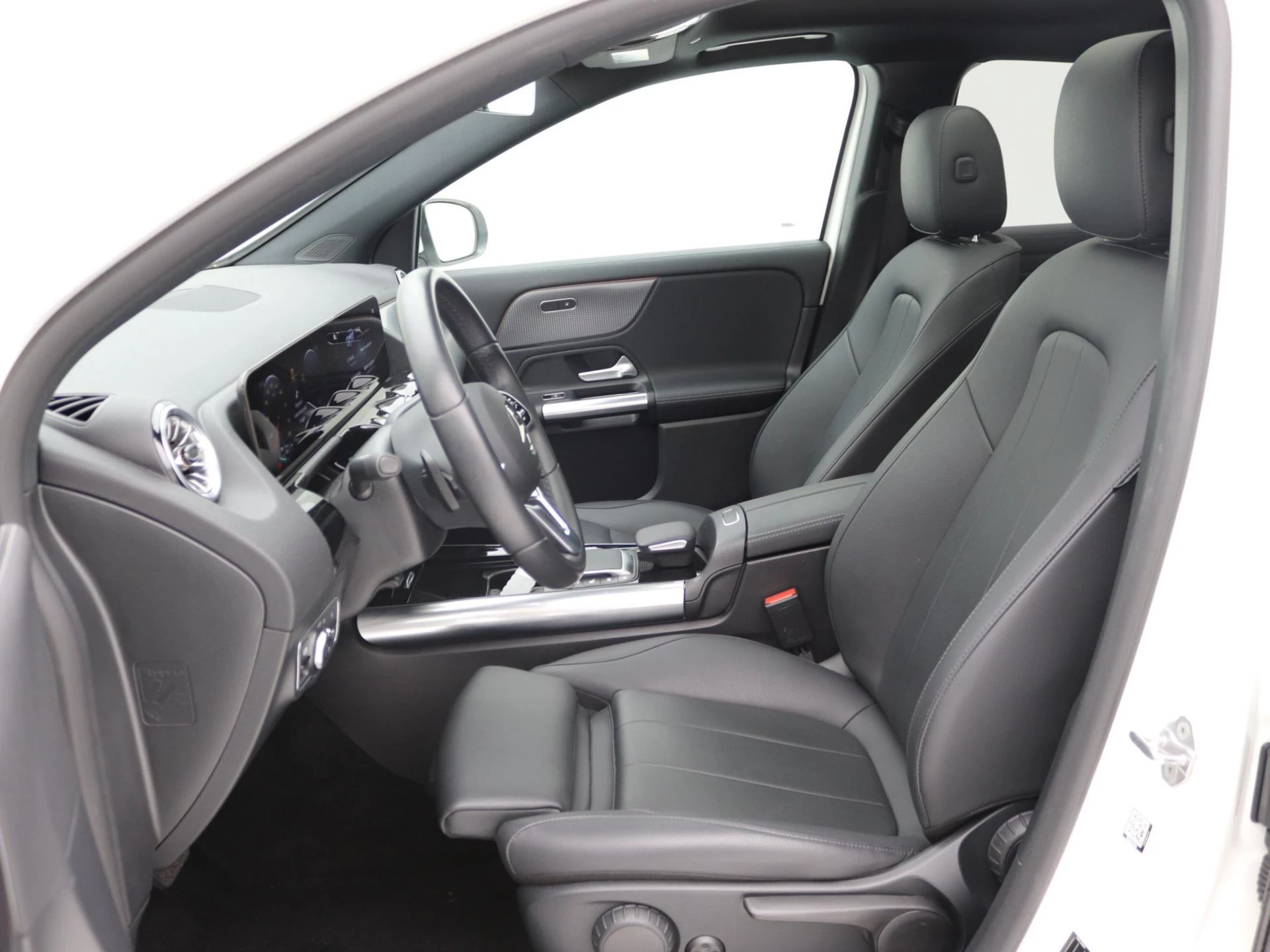 Hoofdafbeelding Mercedes-Benz EQA