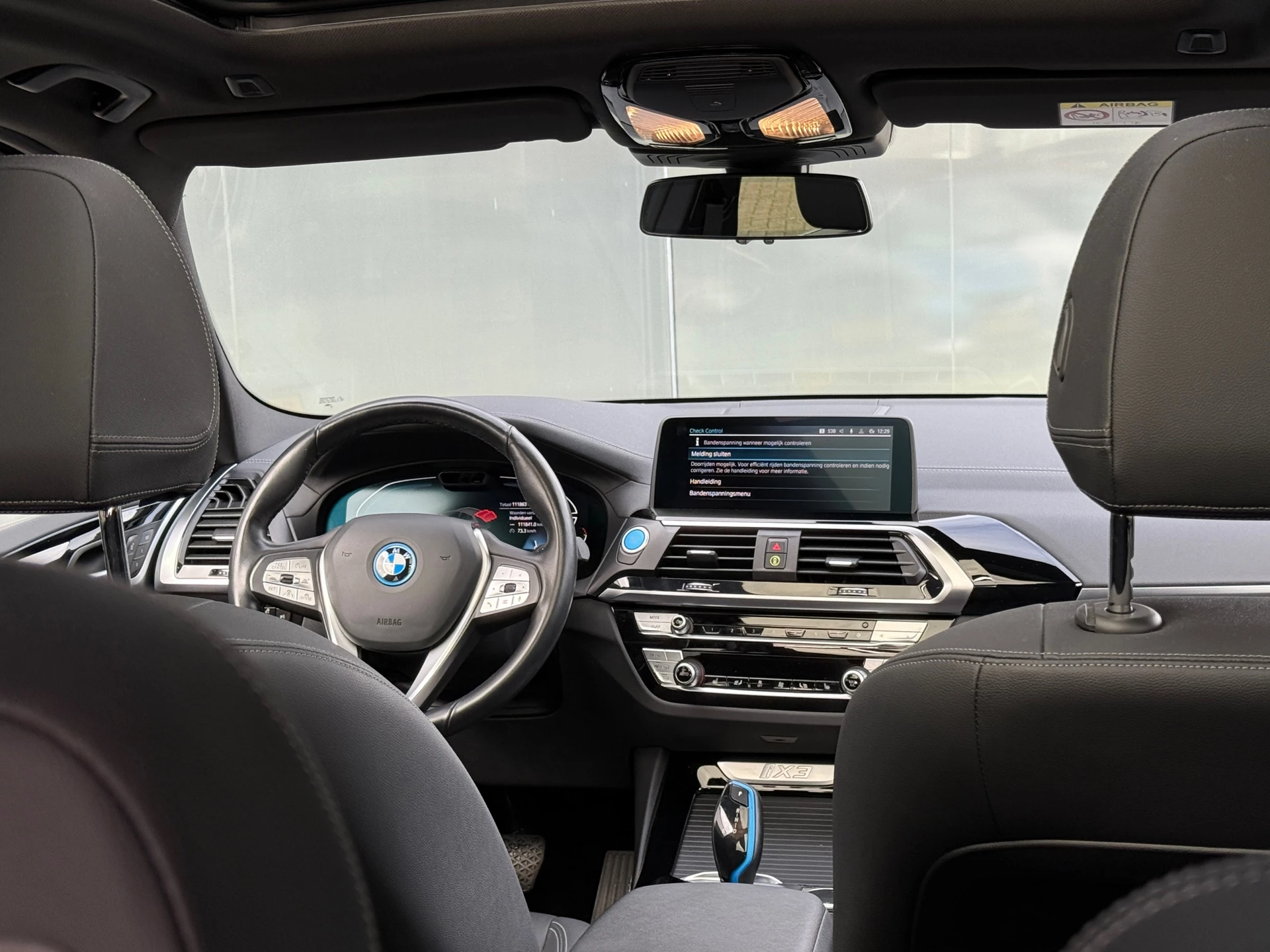 Hoofdafbeelding BMW iX3