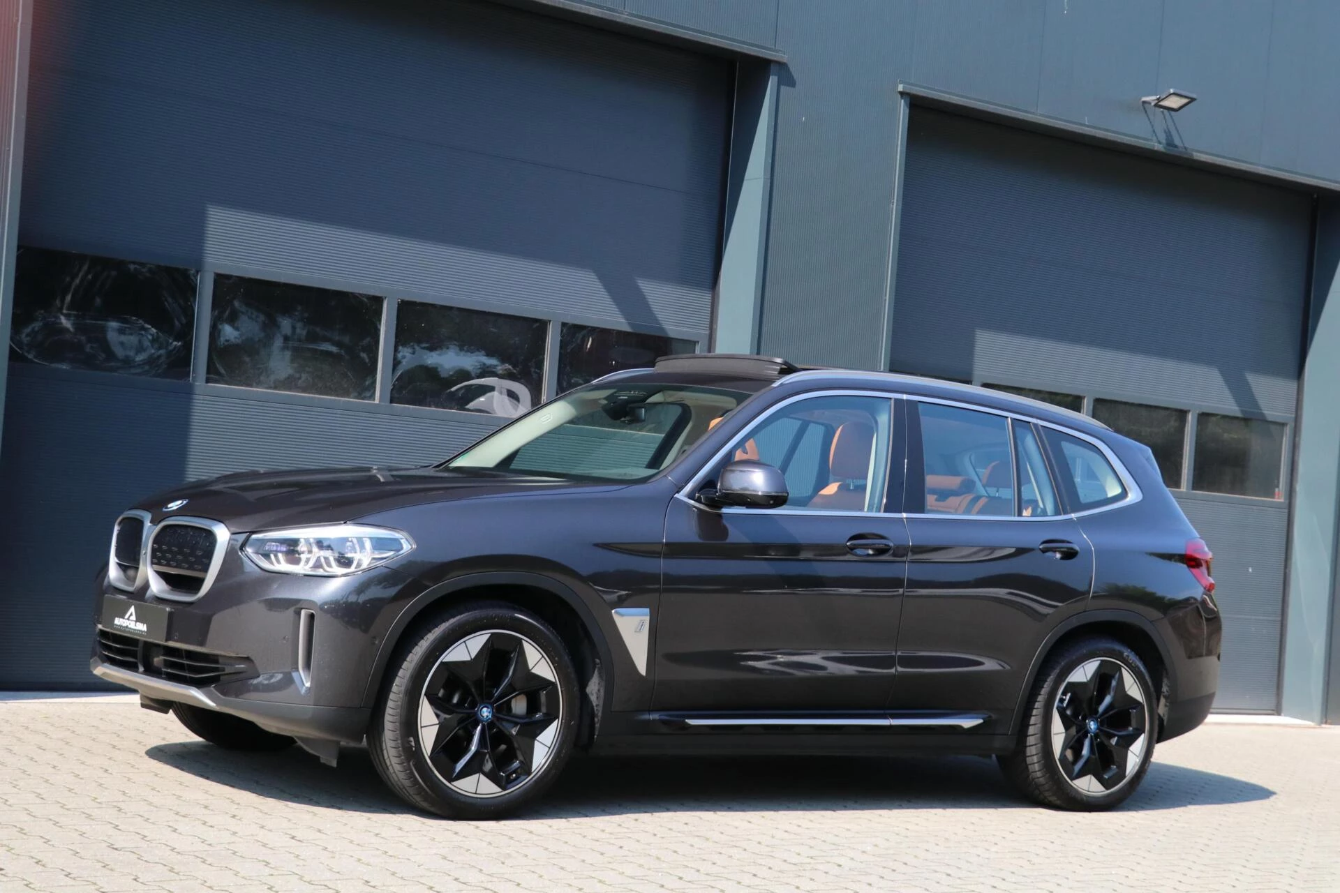 Hoofdafbeelding BMW iX3