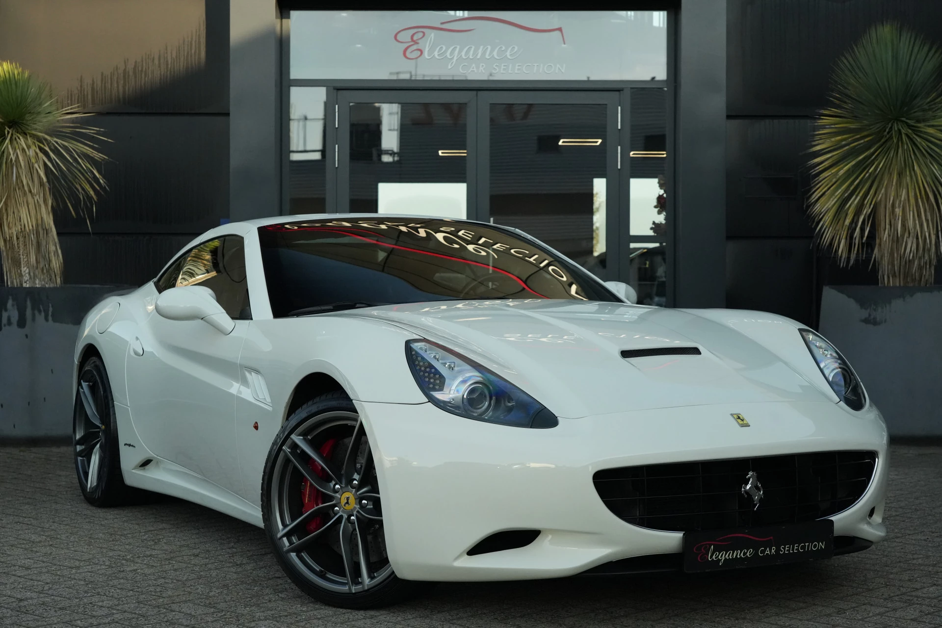 Hoofdafbeelding Ferrari California