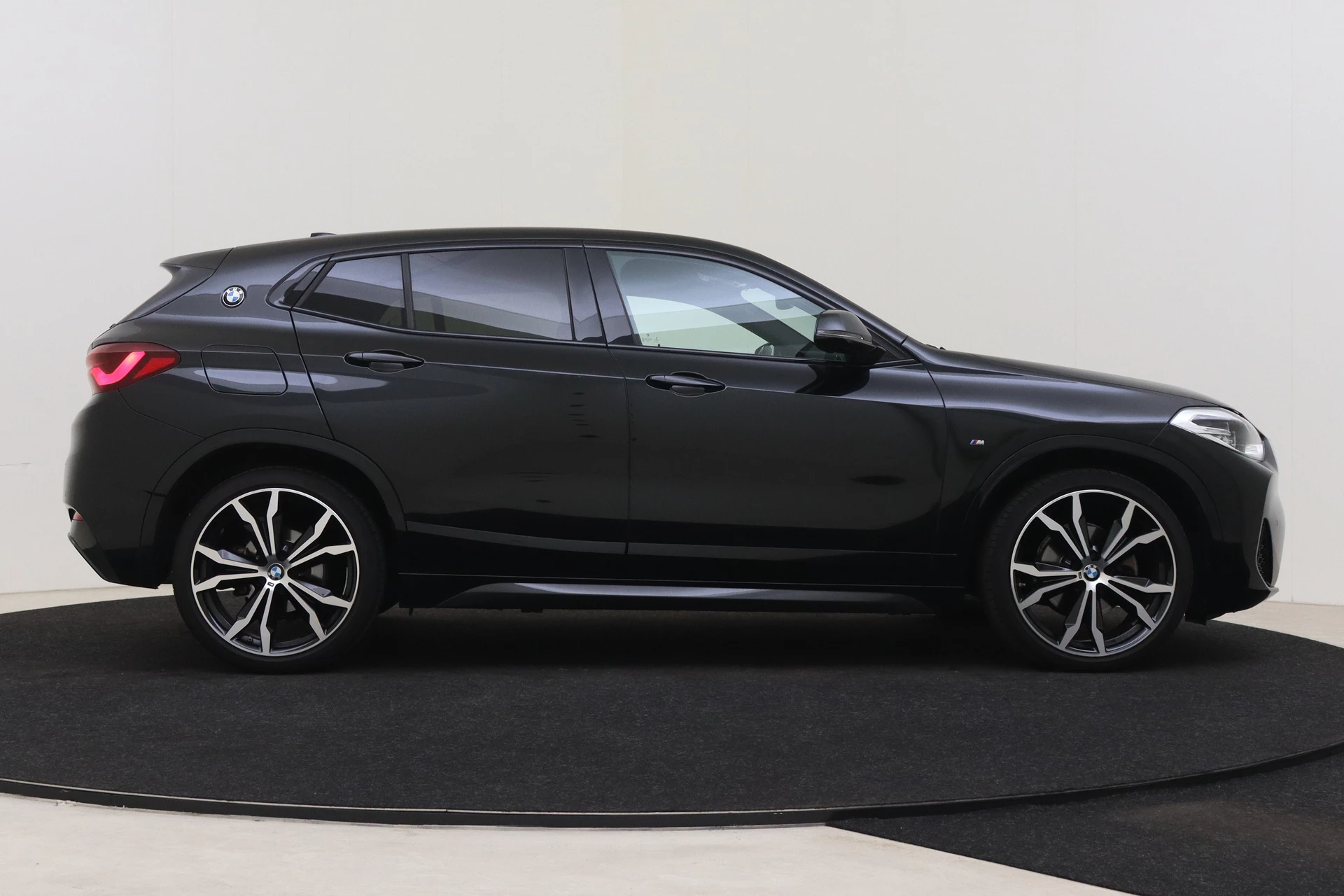 Hoofdafbeelding BMW X2